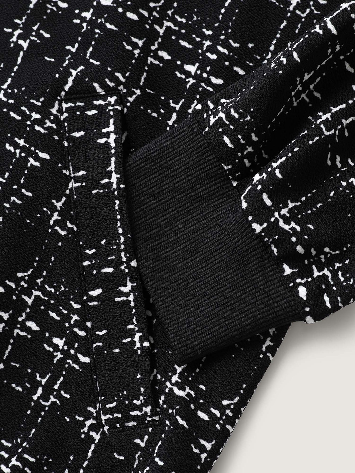 010b5ccf-68a0-42e4-9ed7-41e047517977