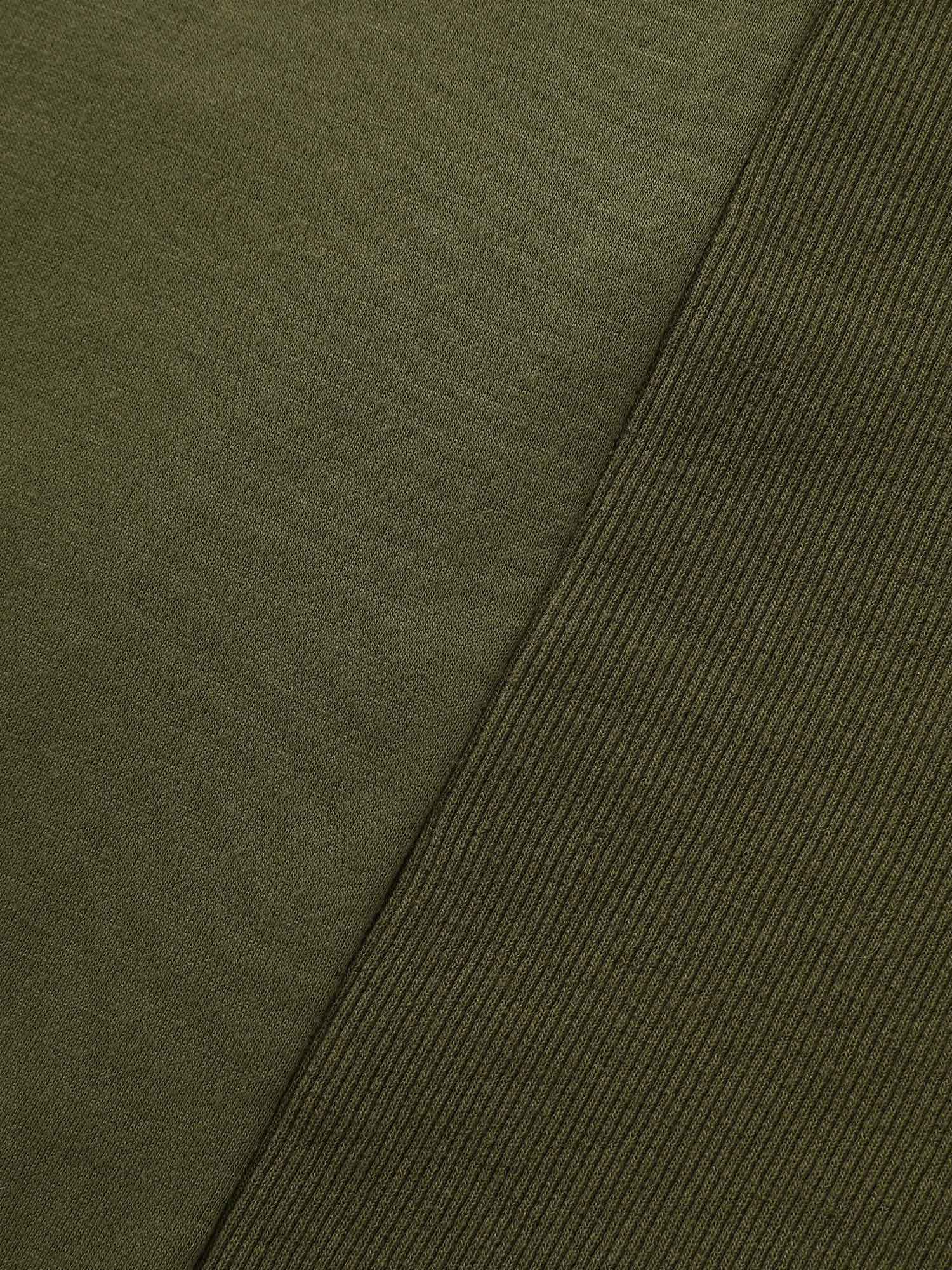 3b012faa-780e-4441-a8de-e42ef2d4a3ce