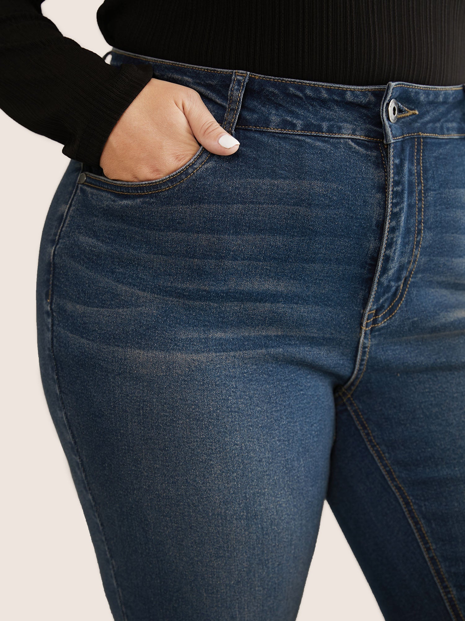 dfe9544a-2a13-4d91-a5b3-b4d545fc4dc4