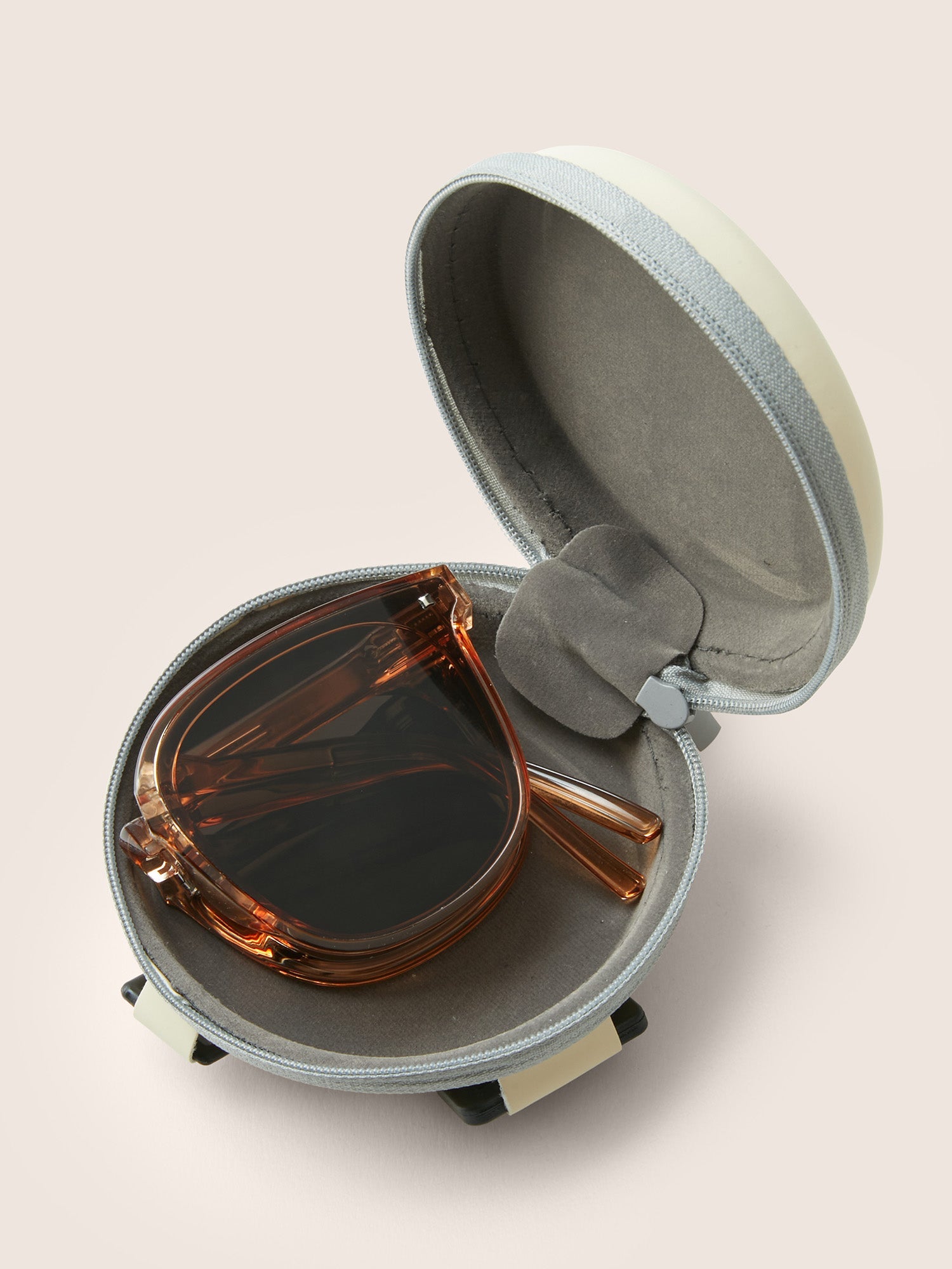 87dd980e-6c89-4158-8d16-58071285a0ab