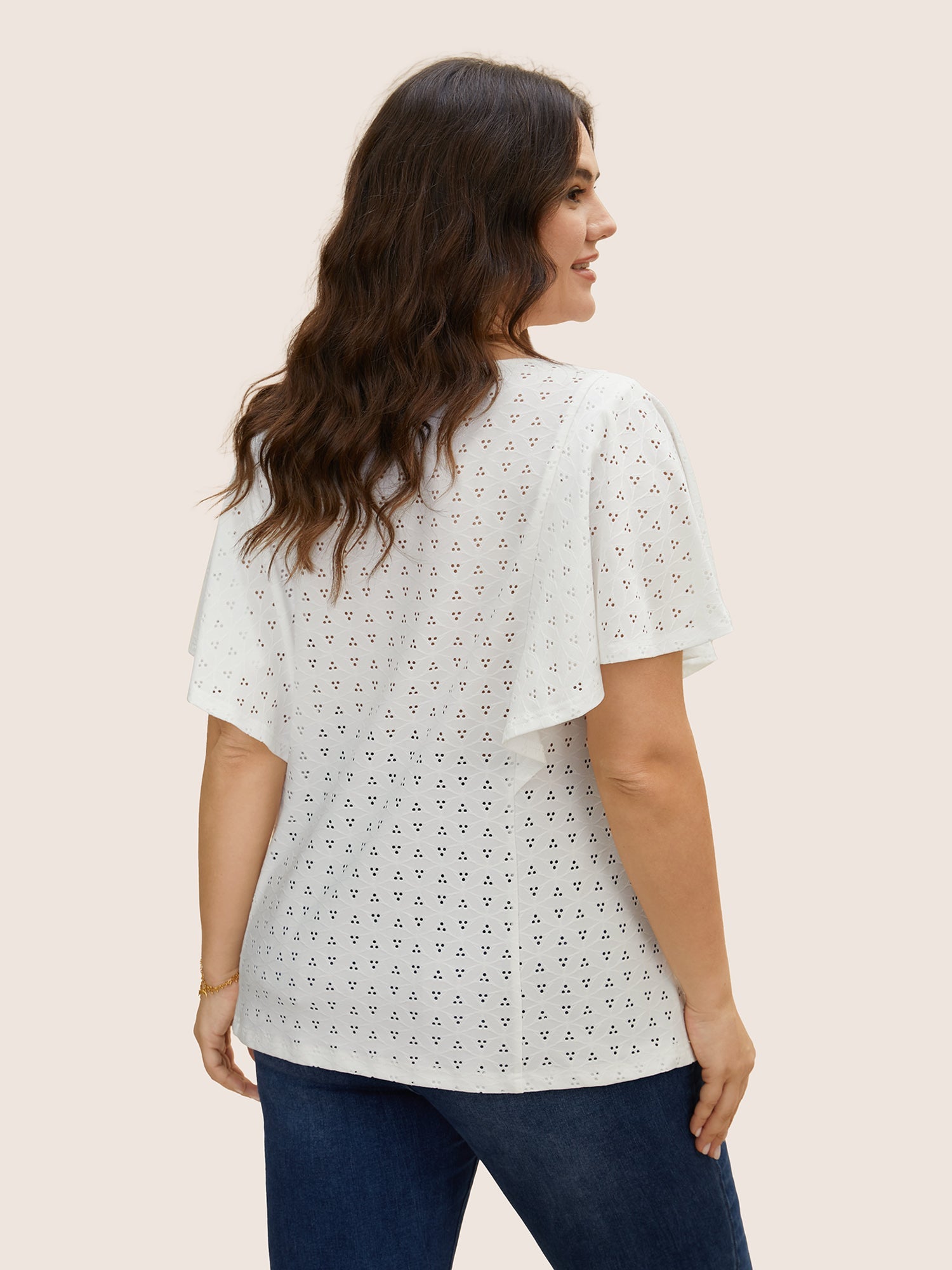 cc094e00-be3c-4c43-a01b-3849ce5c8d4f