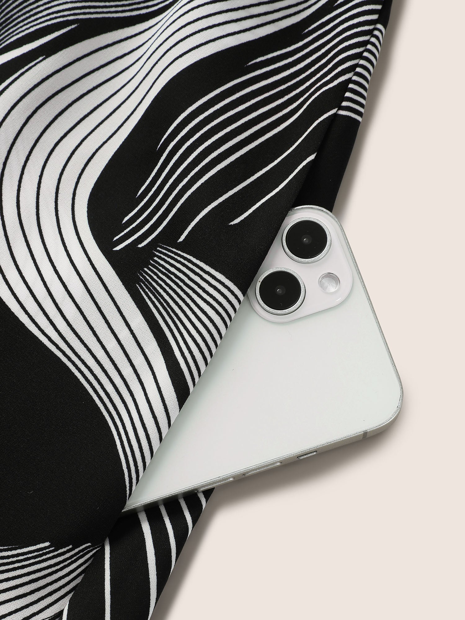 23385bf7-52b4-4e5f-af84-f646f42b4599