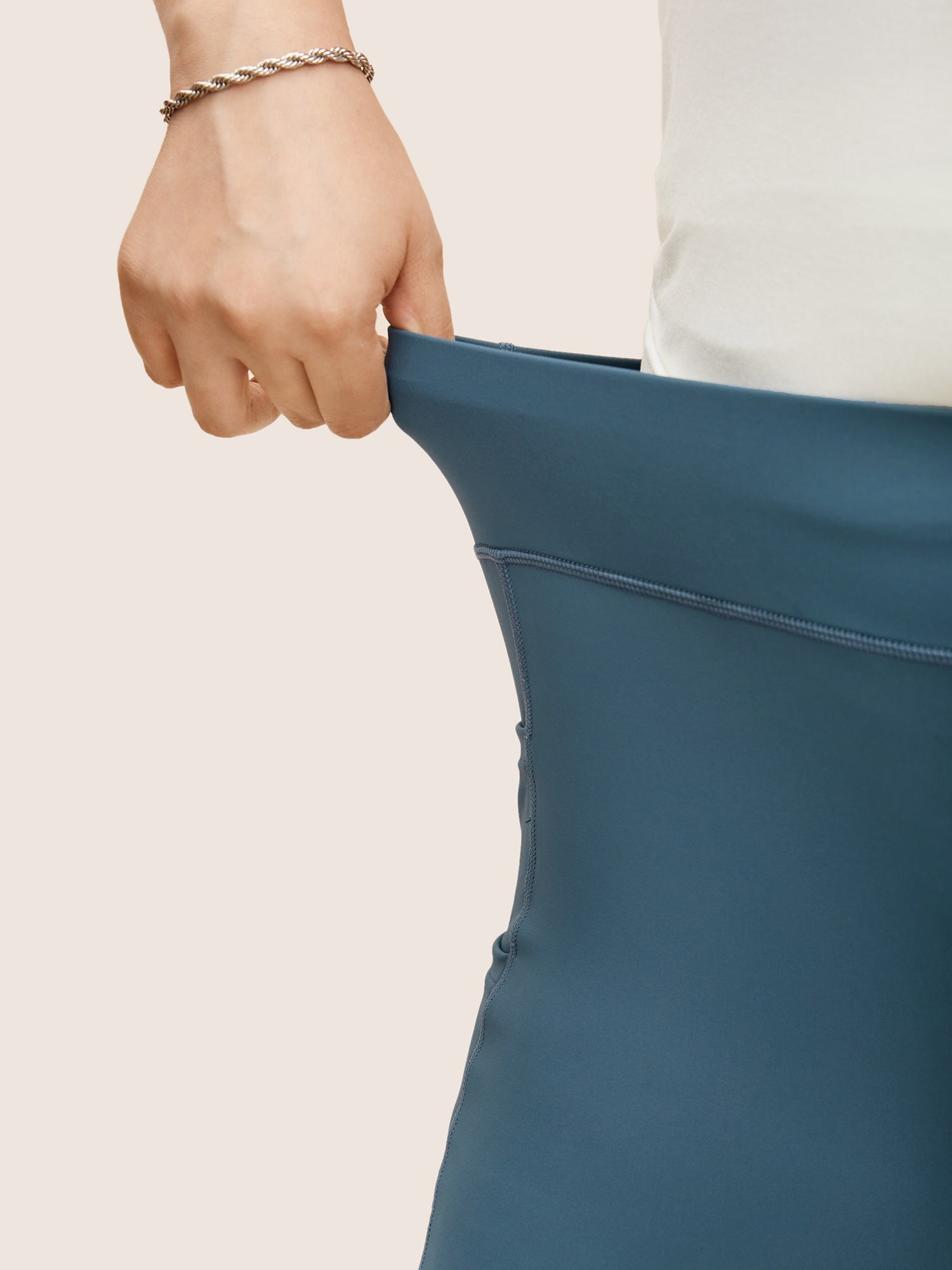 2526f05f-02a1-43a0-a578-a11238940423