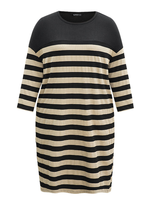 Contrast Striped Pocket Knit Dress