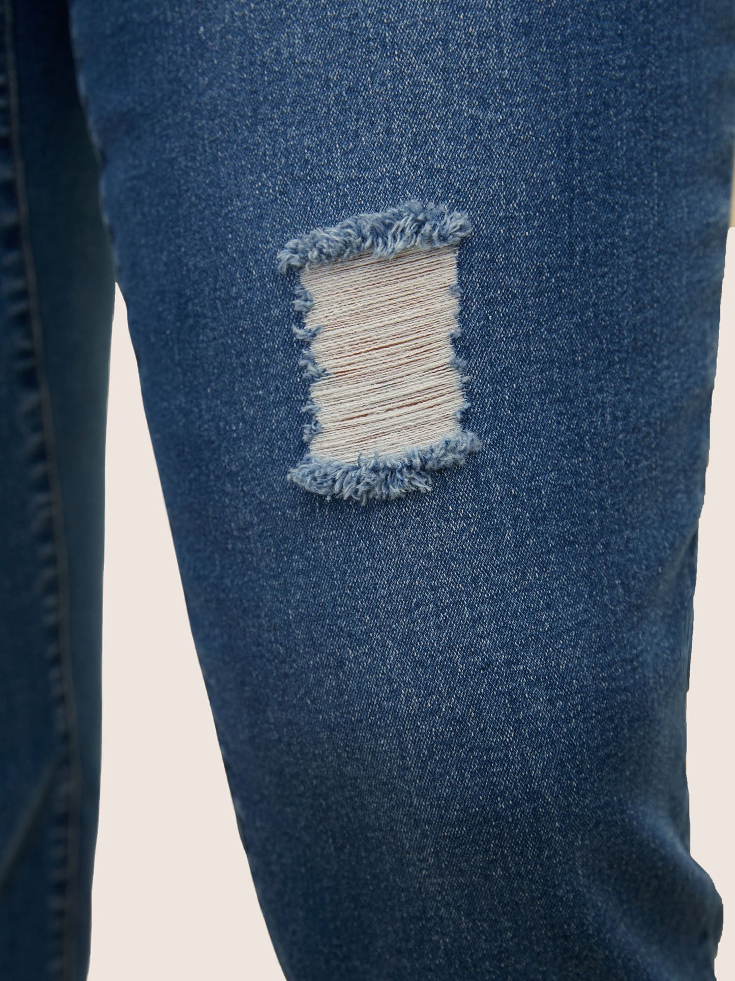 ea588aa6-18f5-4b0a-afad-16e1e40c0bab