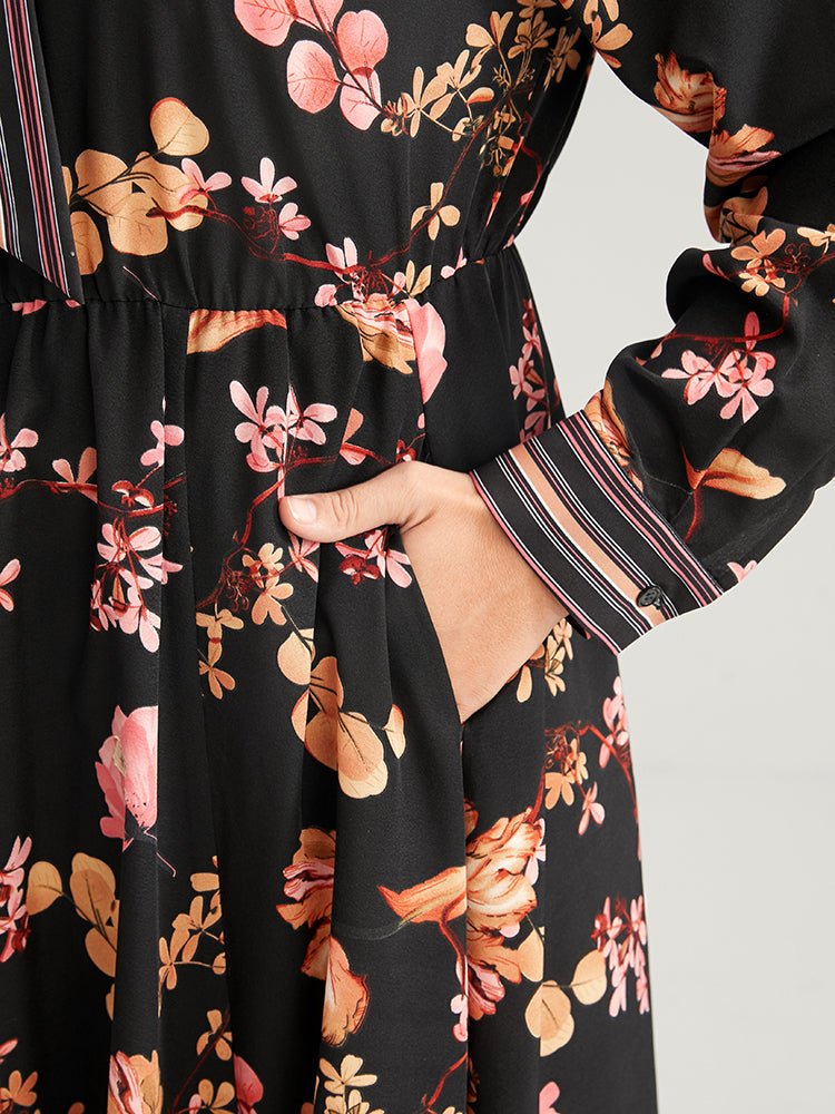 Floral Keyhole Pocket Knotted Neck Split Dress