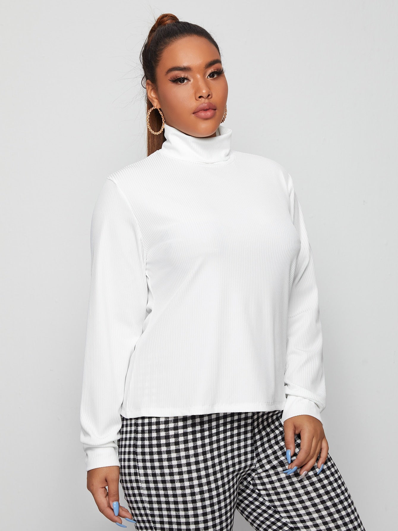 Solid Turtleneck Rib-knit Tee
