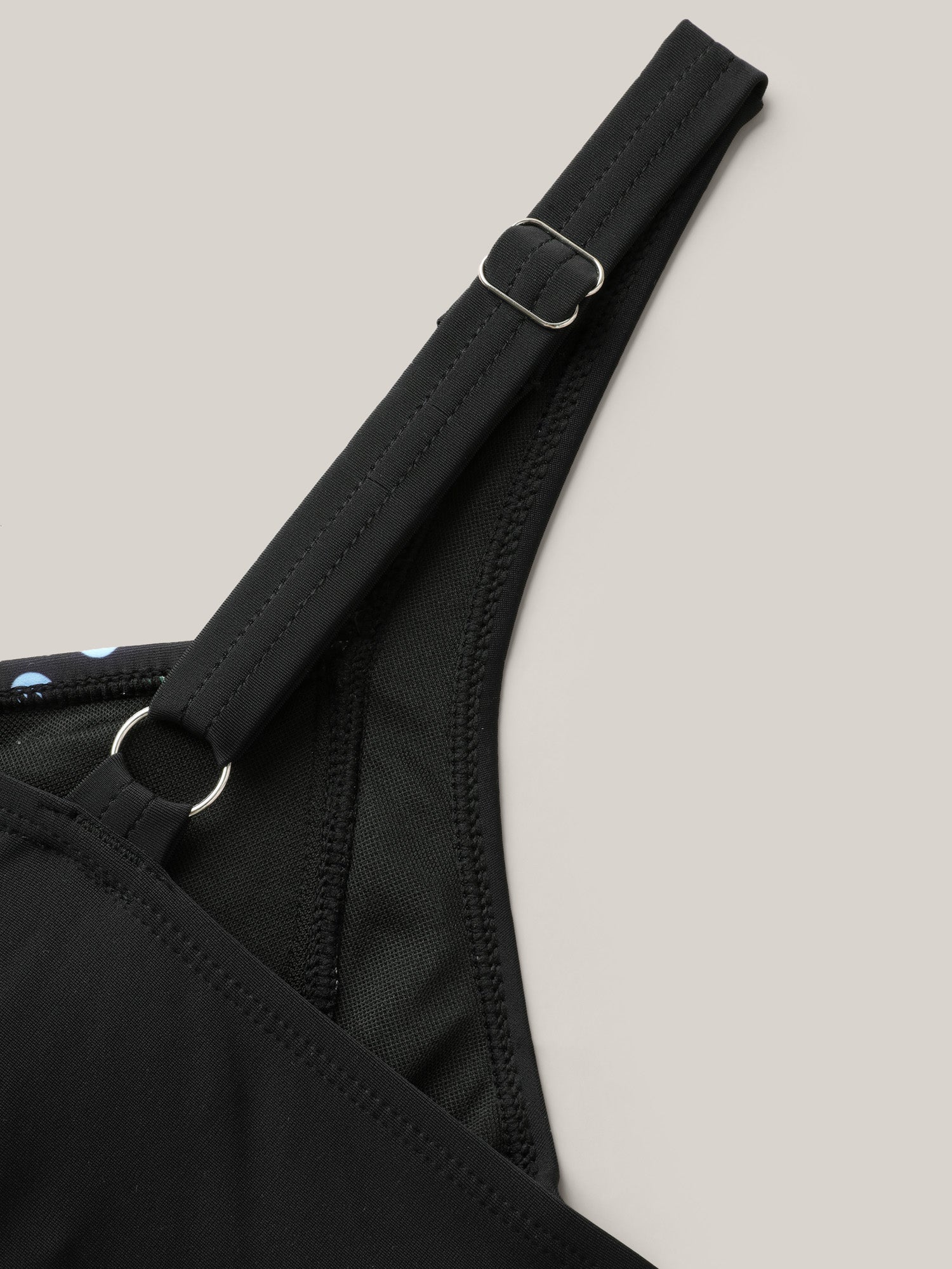 6eec1c81-2696-48a1-9344-dcb7aaed82f9