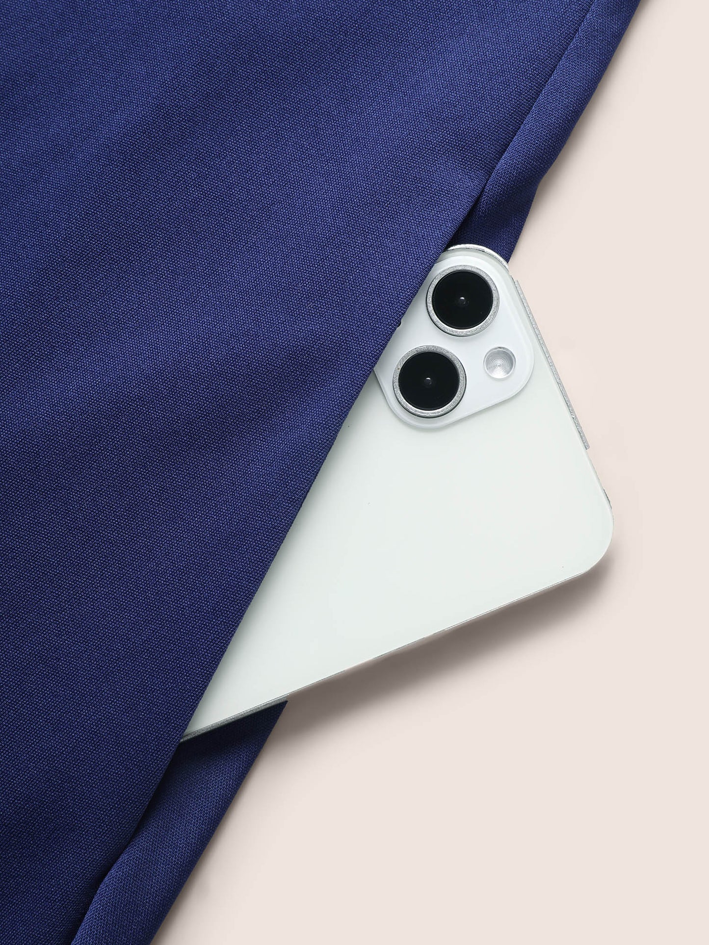 f98d27e2-4edb-40b9-bfb9-7fa20dc41b0c