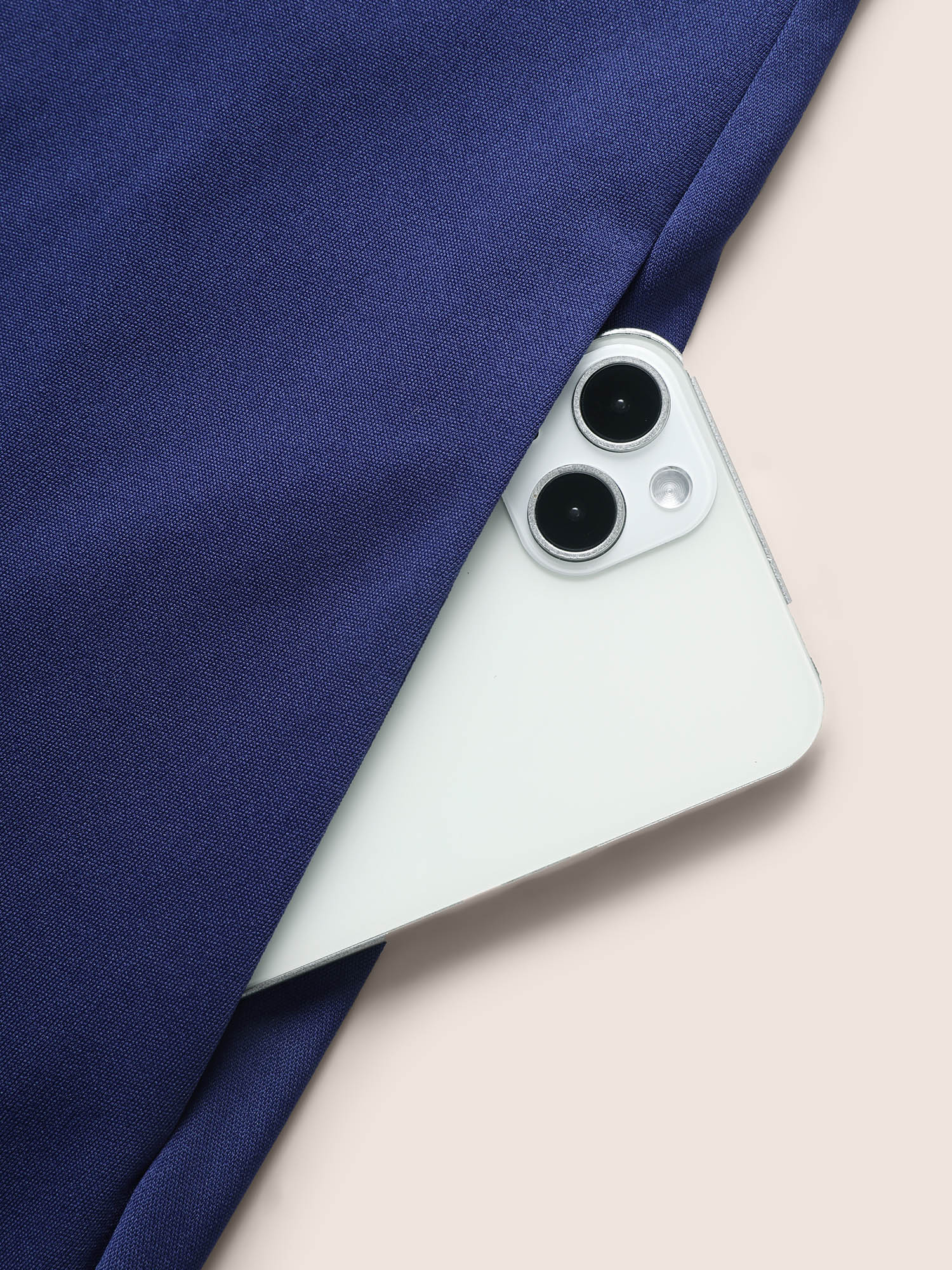 f98d27e2-4edb-40b9-bfb9-7fa20dc41b0c