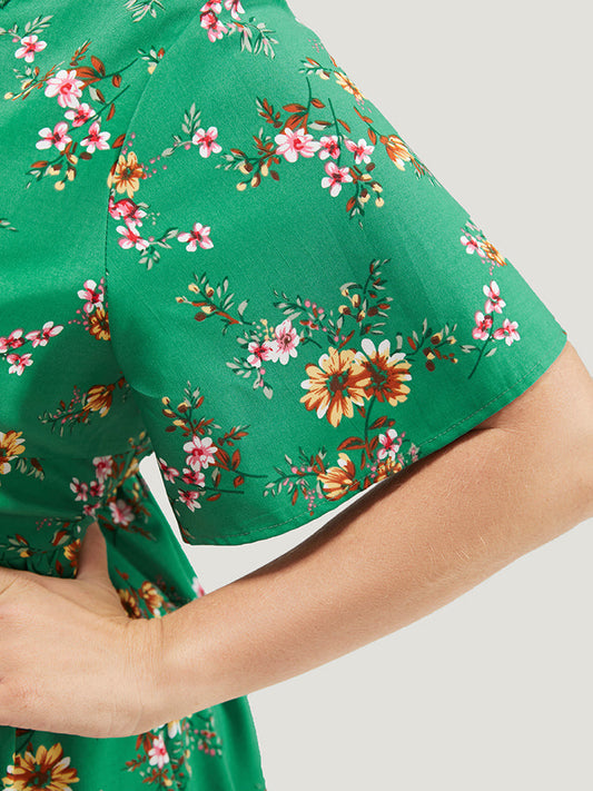 Floral Contrast Lace Surplice Neck Pocket Ruffle Hem Dress