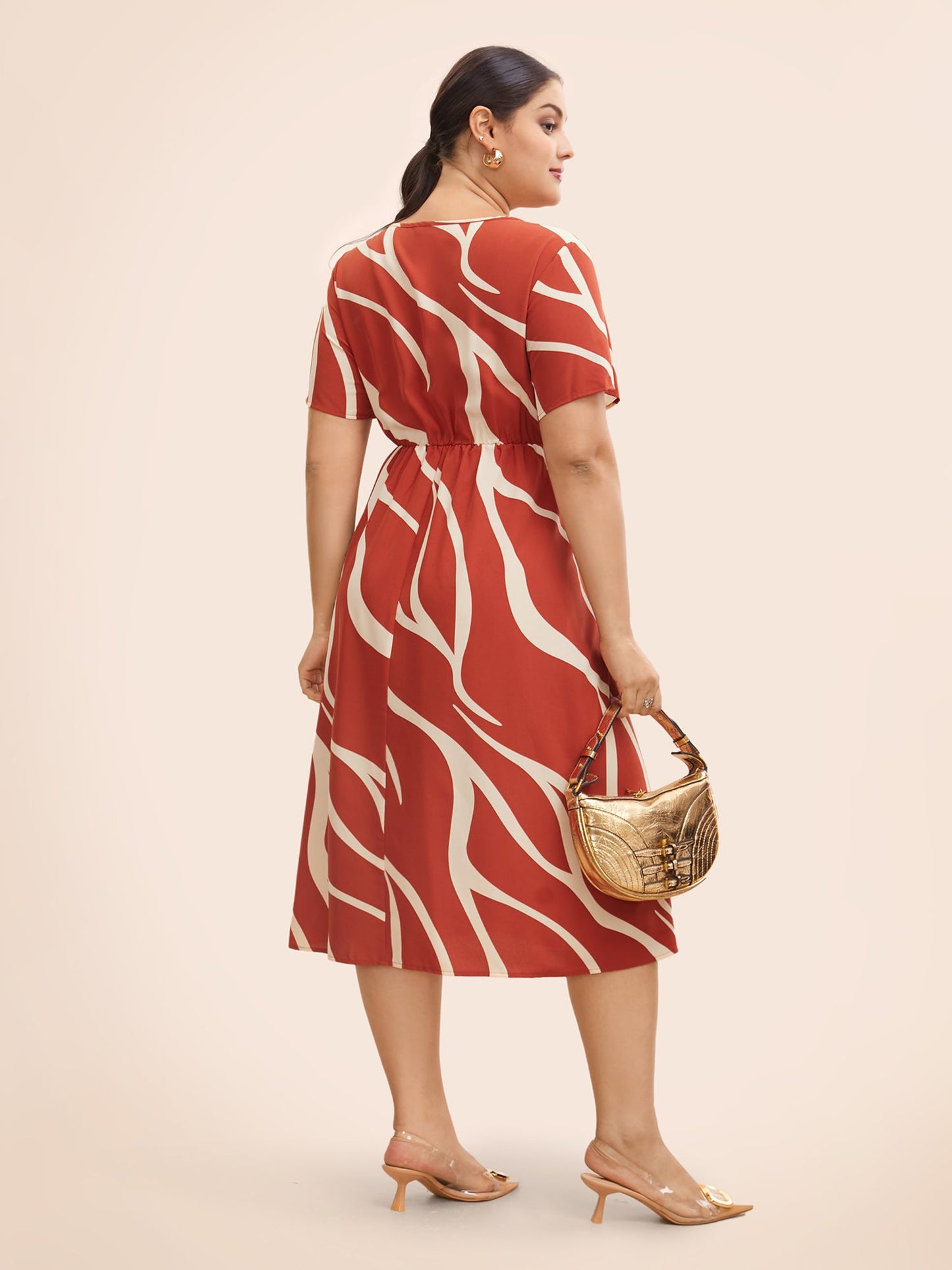 111fb1d6-3e0b-49d2-8f49-006393b9c596