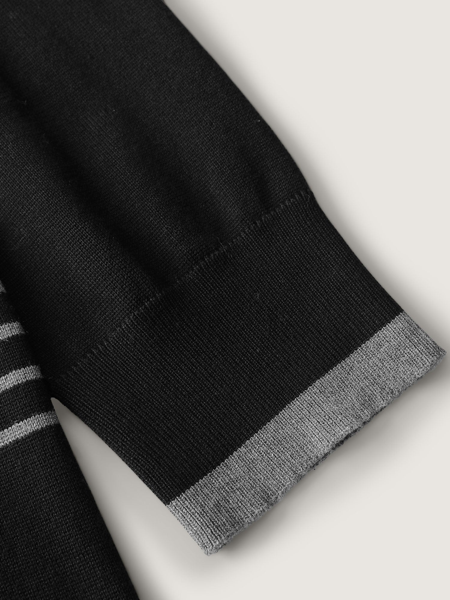 0c8e0ff9-8bd1-43f5-81a1-a6c87352512f