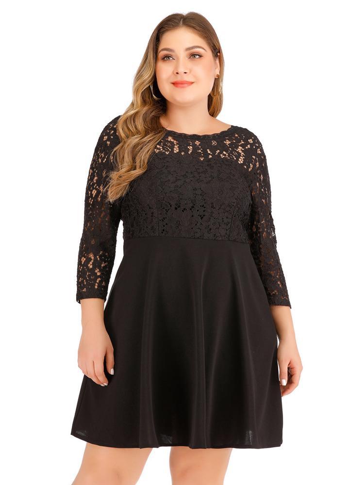 Lace Patchwork Round Neck  Backless Dress