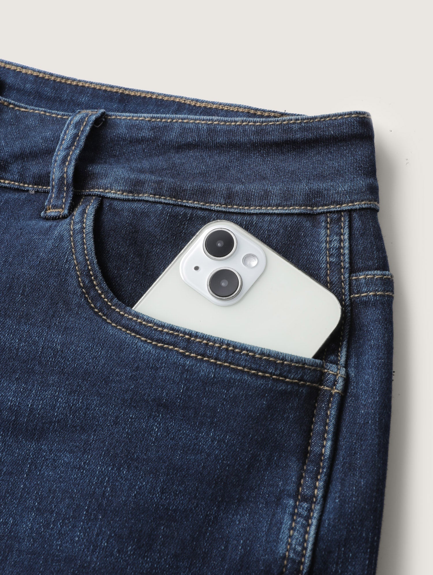 64a9b3ec-8fa4-4ec6-a726-3f099a45add6