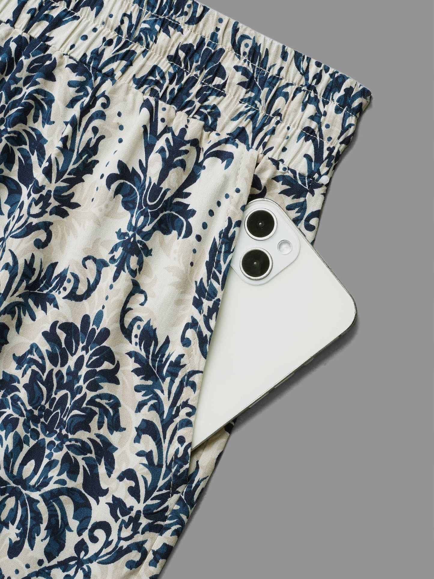 01b35063-4ab9-4b9a-bc84-7a5f6f4701e3