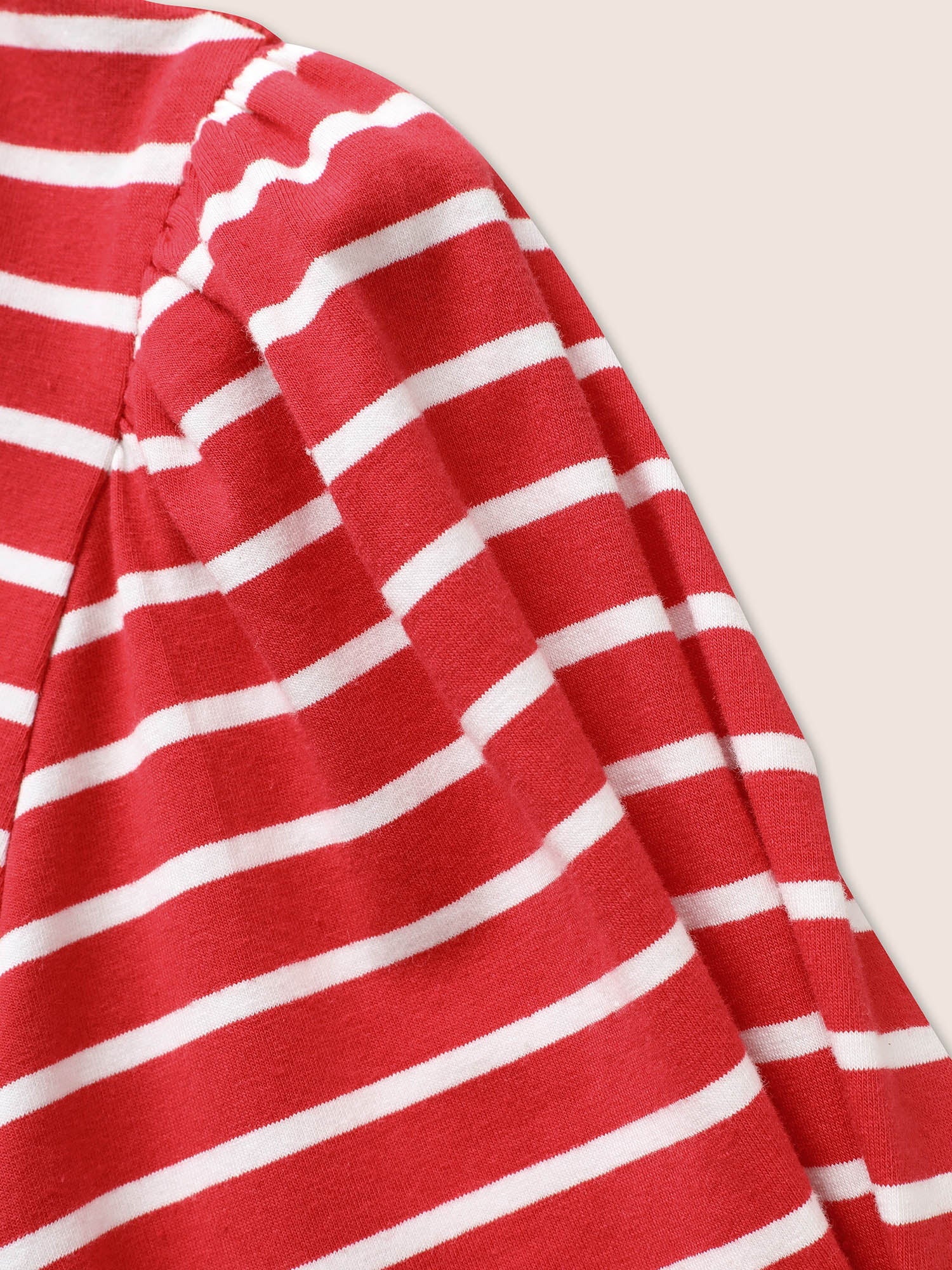 aa910fb4-e6b7-4f6d-b1ff-2cb74a41d3a3