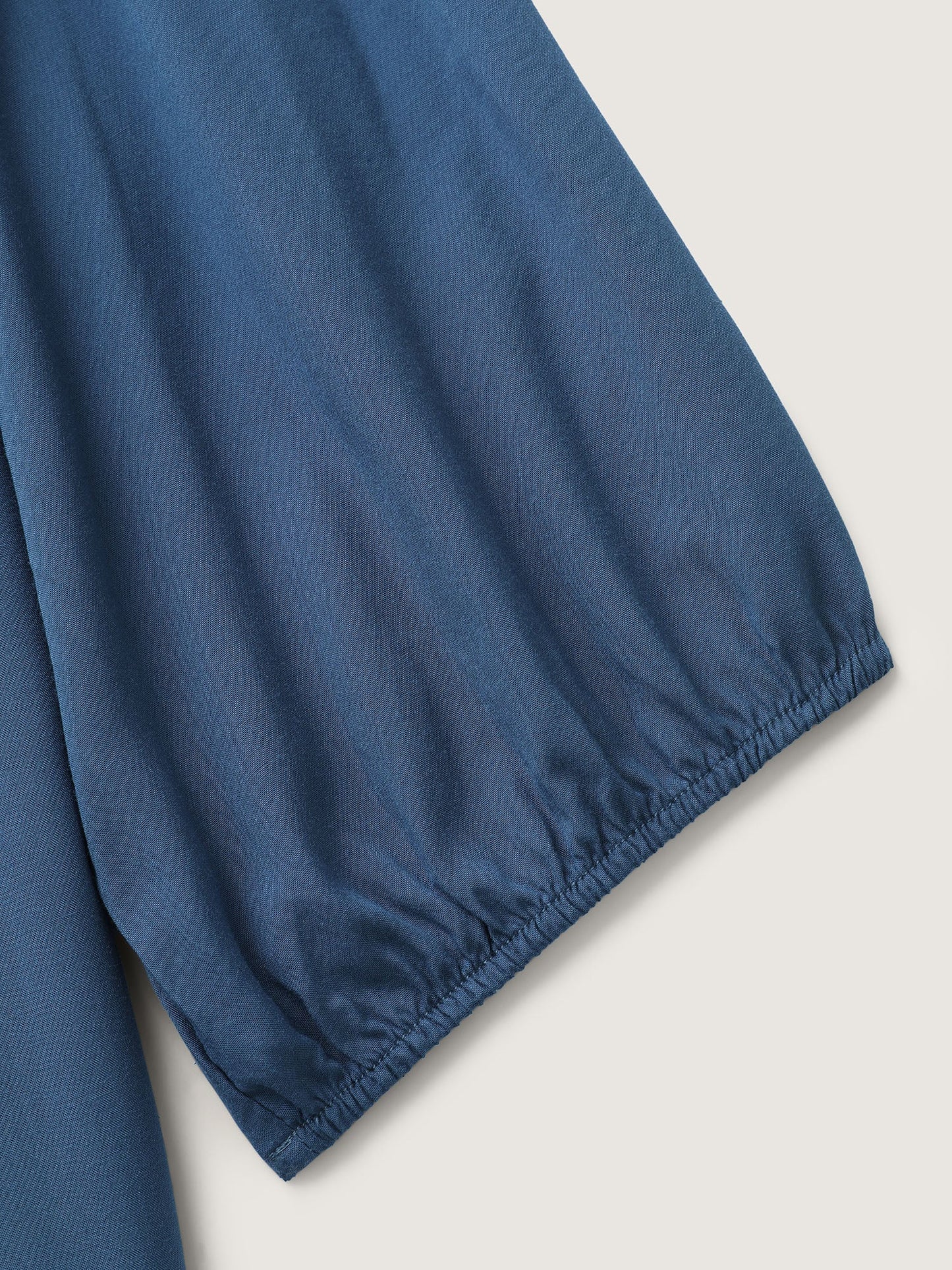 e7bb3937-6126-45ee-b459-880476797742