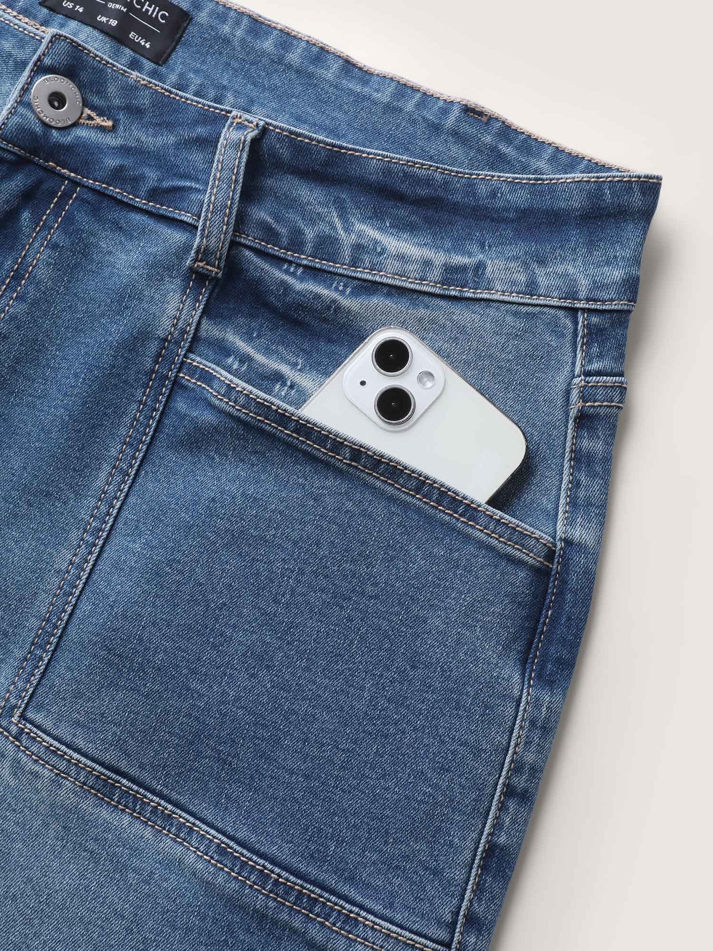 63780244-92f0-430e-8ee9-71704b3ed9ae