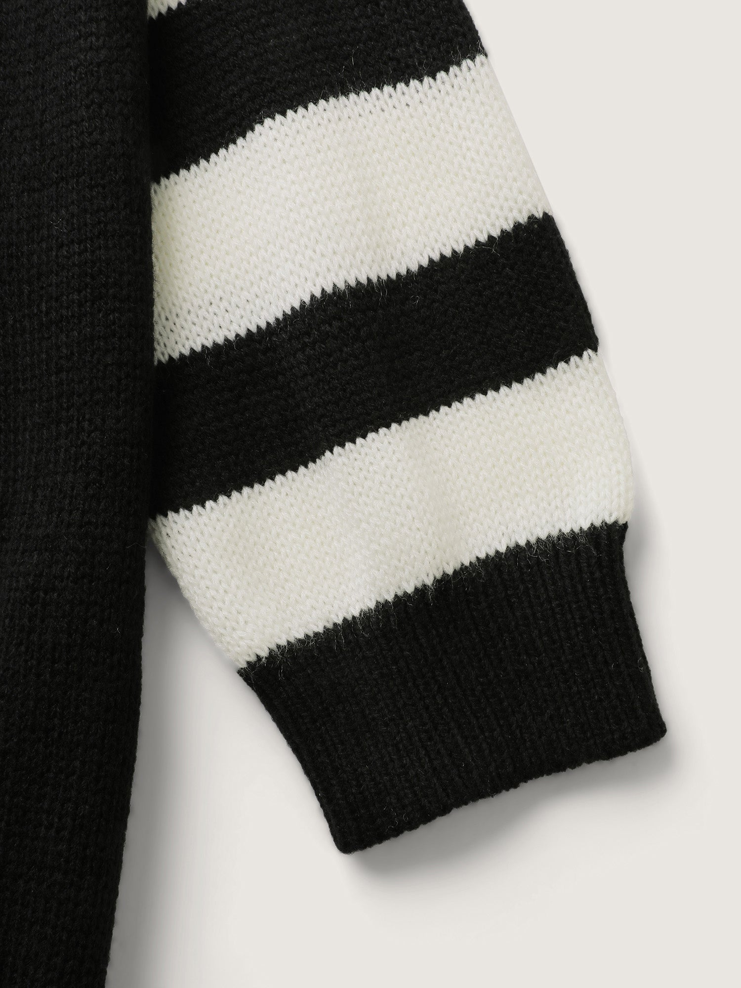 6e3bdfbf-6aad-487f-8722-799e1975a40d