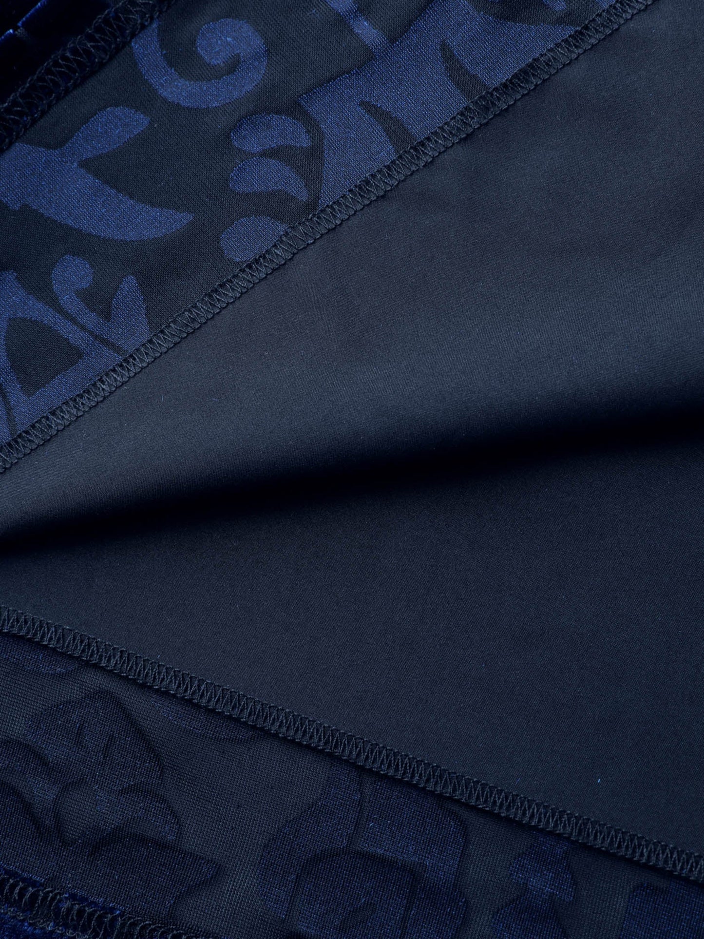 95037b6e-c0e0-44ef-8260-556b5acd21f7