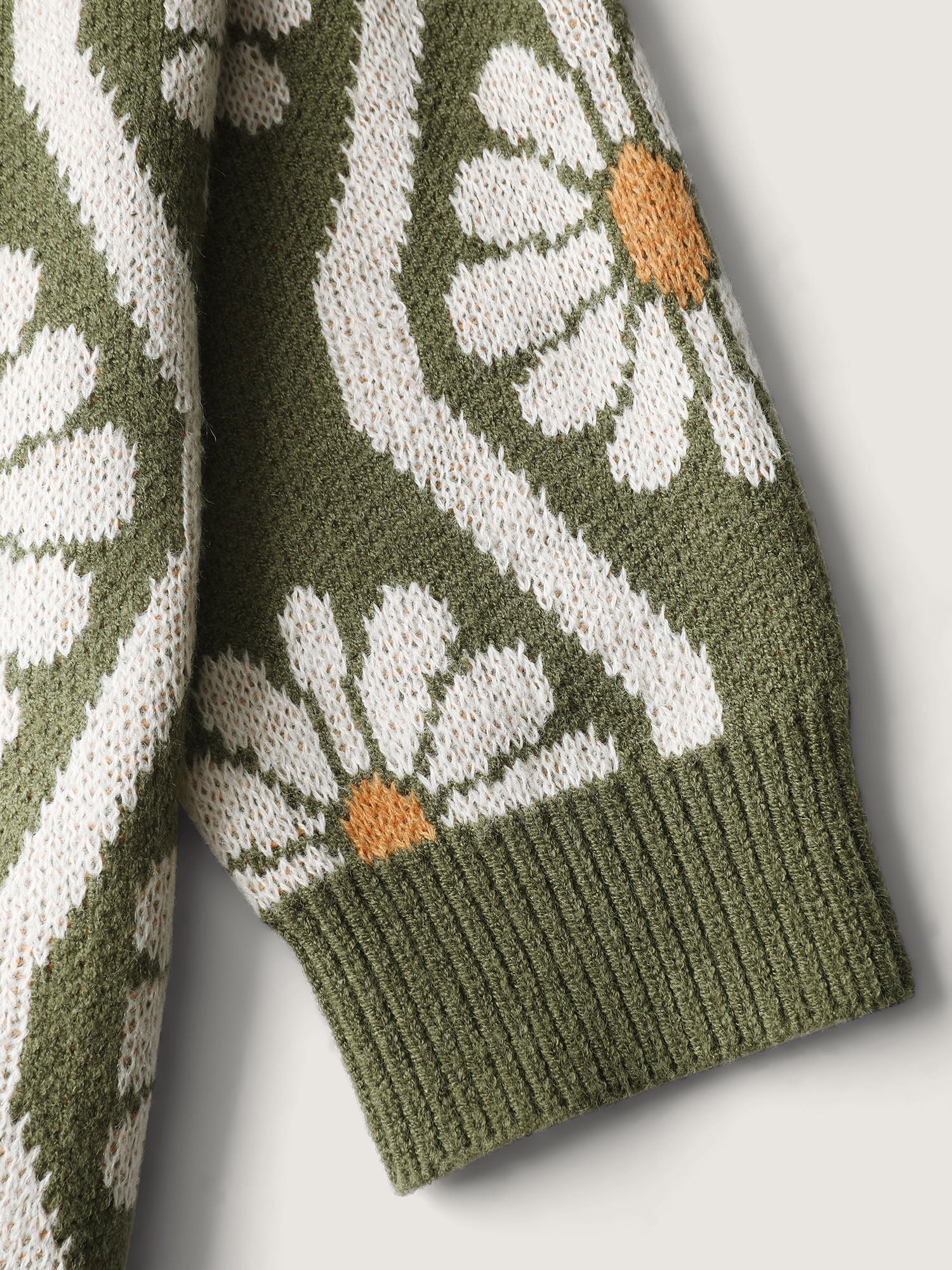 f6446011-9a49-4399-aca6-24b2215a3d59