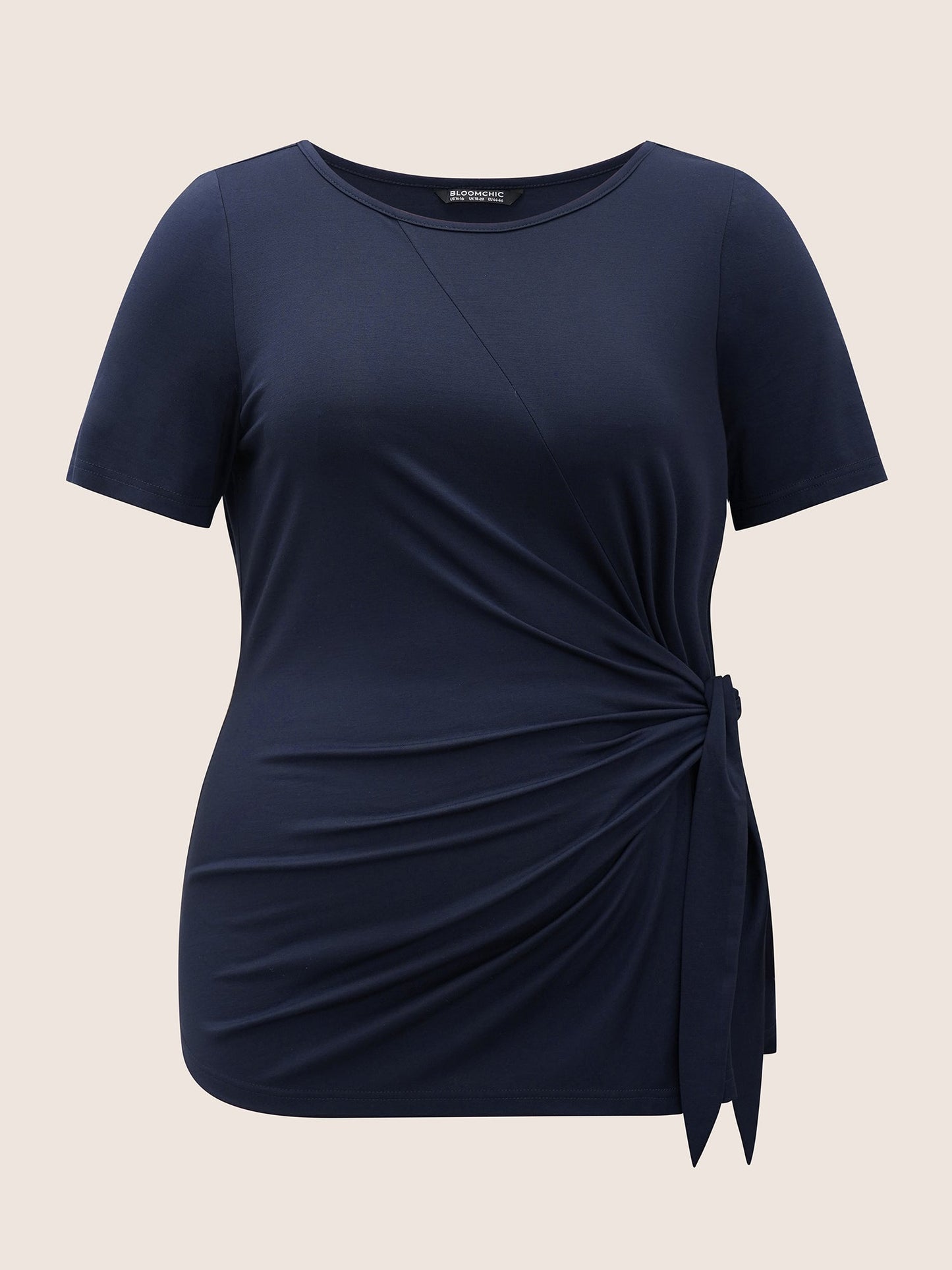 Plain Ties Round Neck T-shirt