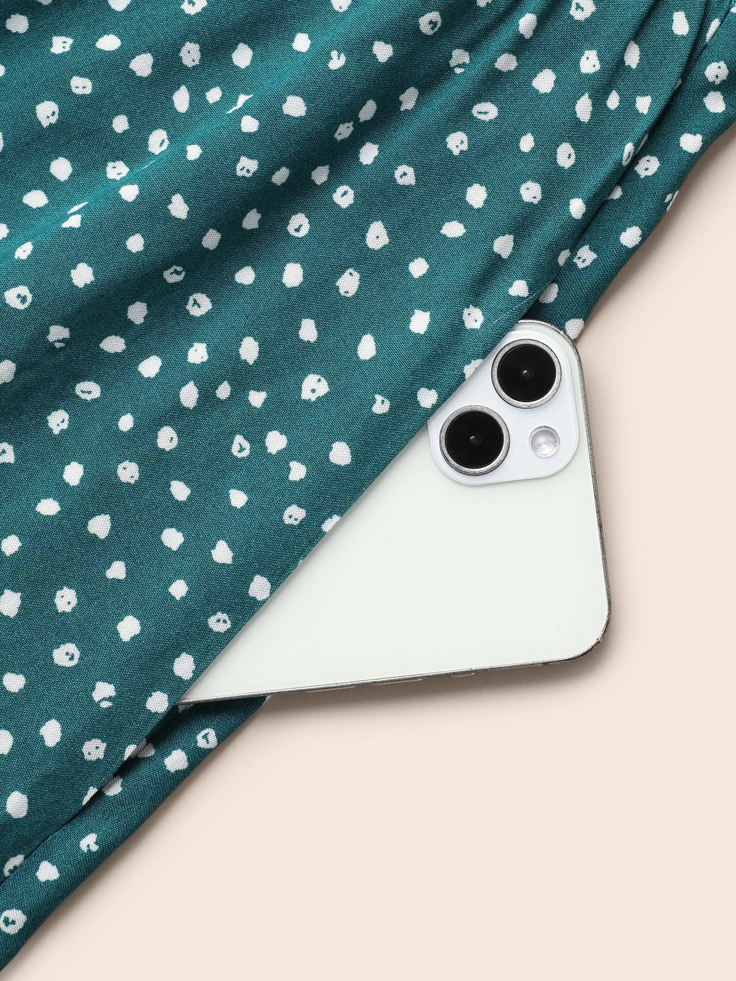 d9999f85-501e-4687-954c-df2eb7e94680