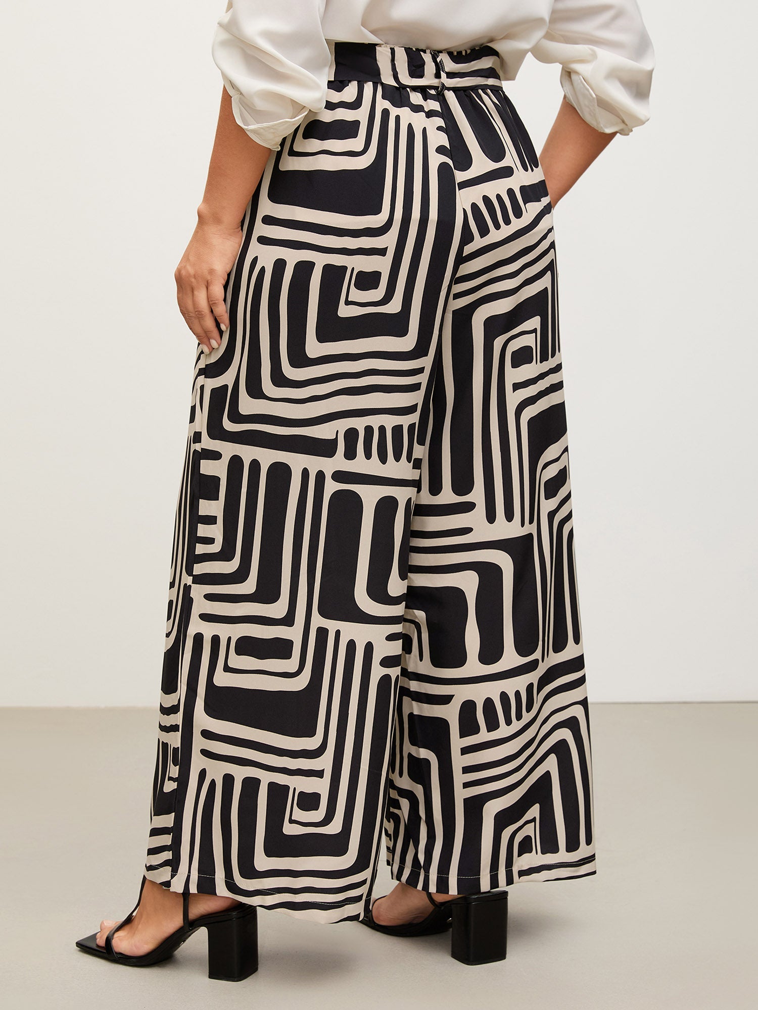 e009d72c-a227-4d66-a106-fb571c74f28c