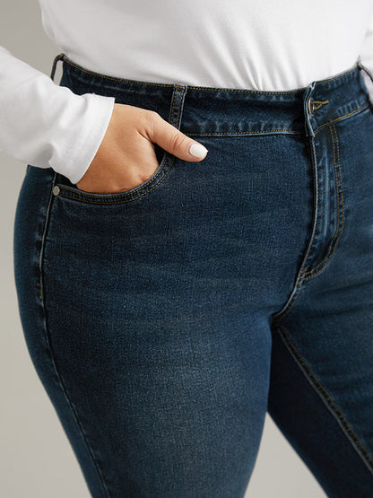 afde55db-594e-4c0c-9409-12a489f91064