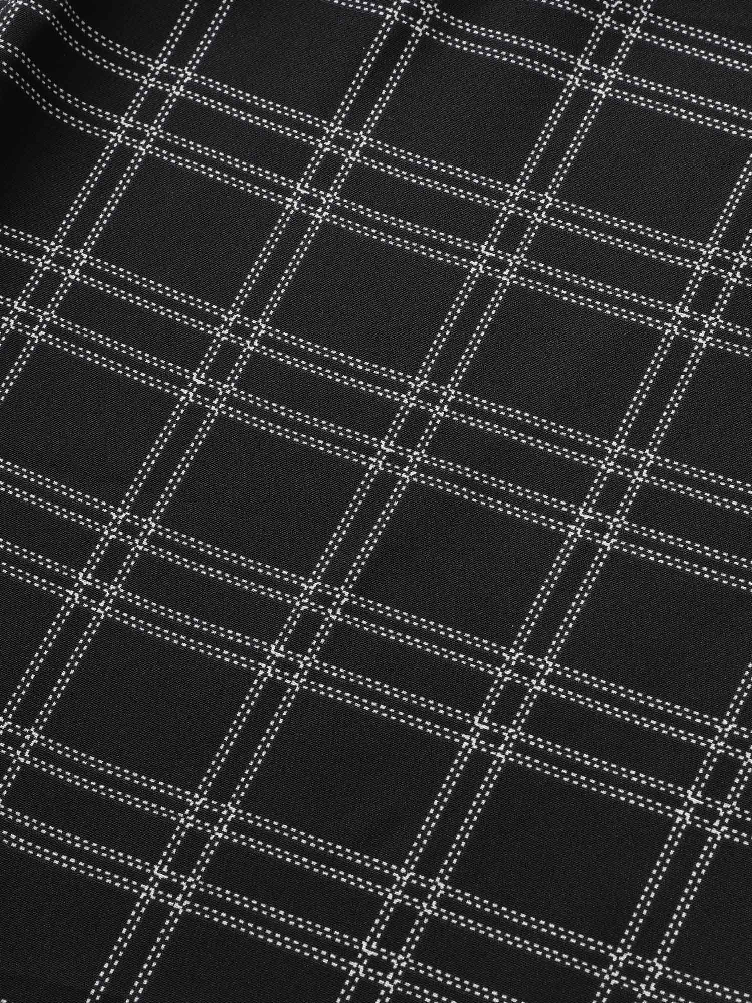 e8dda9e9-0355-4ea7-9a8b-0e570b21b294