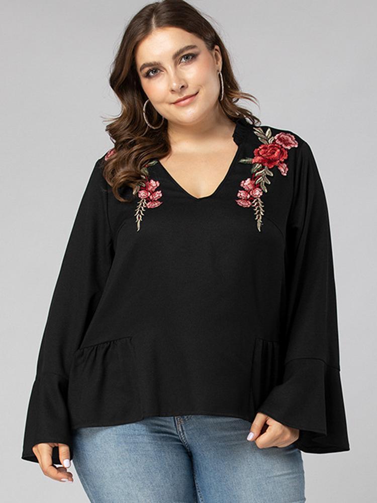 Floral Embroidery V-neck Loose Top