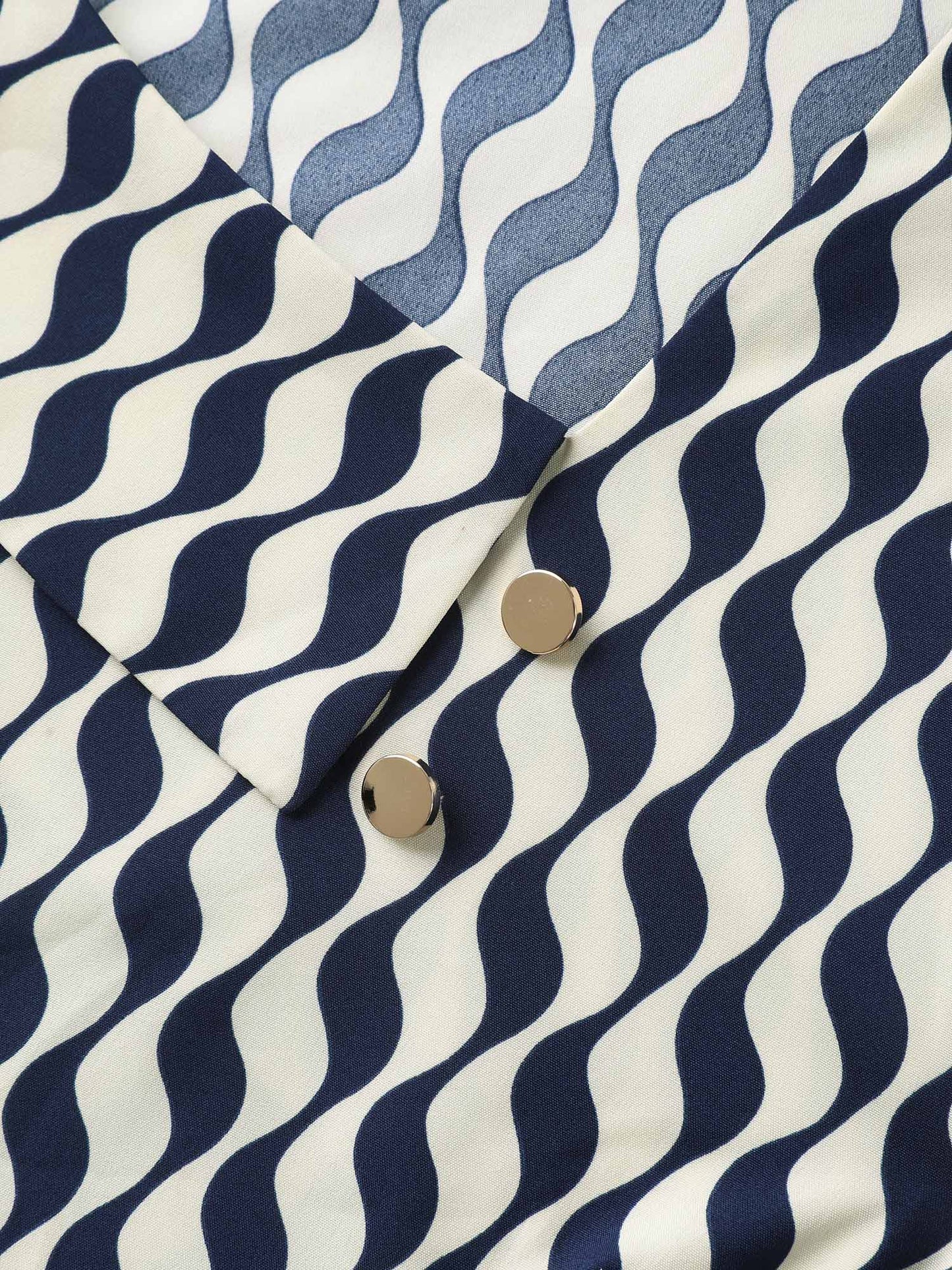 6b62b4e6-8f98-428d-8083-318328a77932