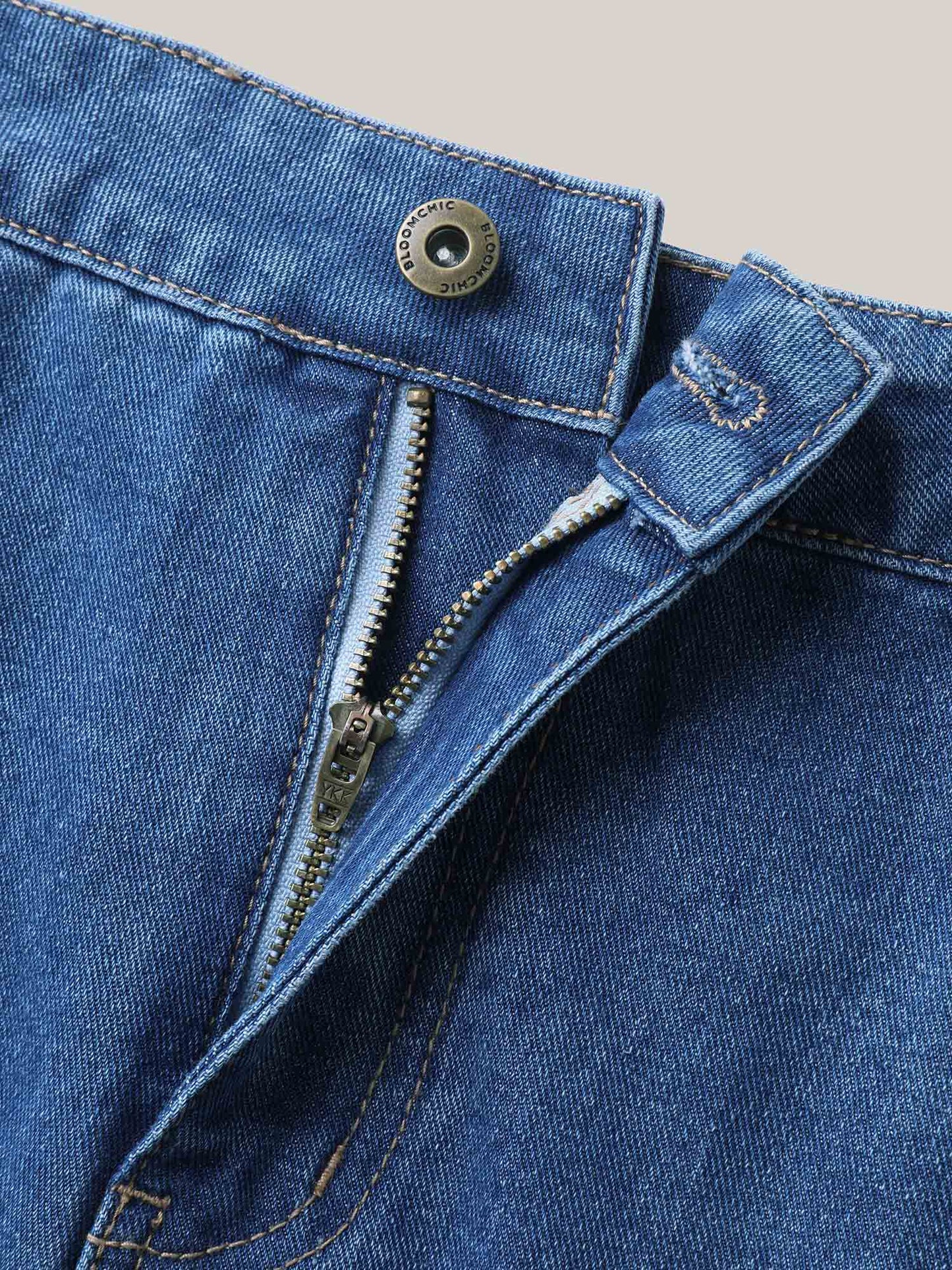 5b607d6b-c60c-4844-a572-c599027cd0e3