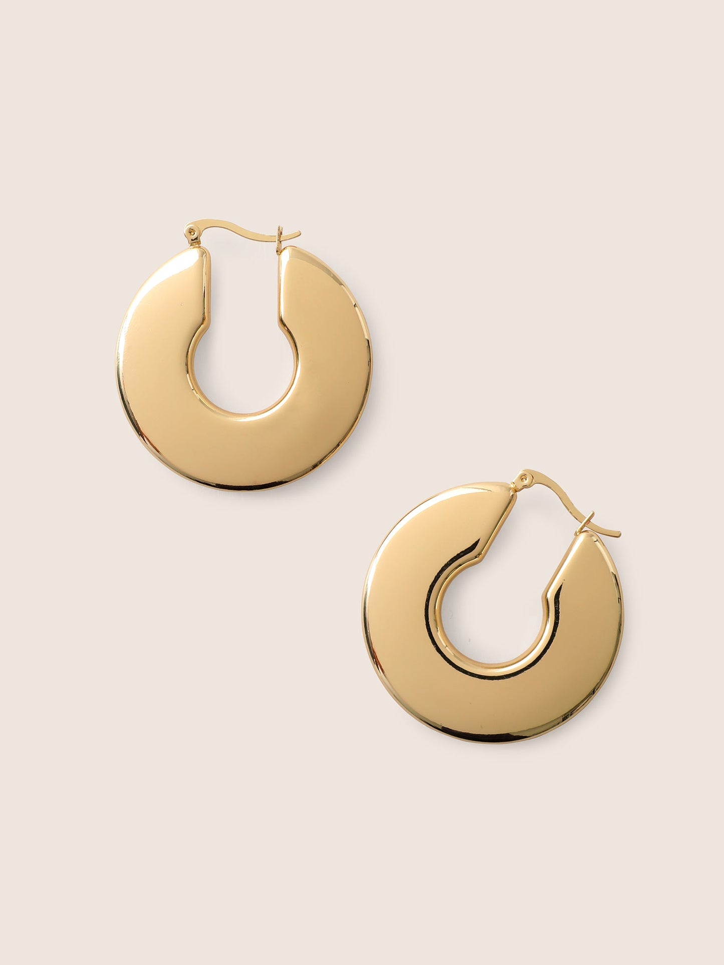 24351258-a7f3-407c-a9dc-323c7f535fcc