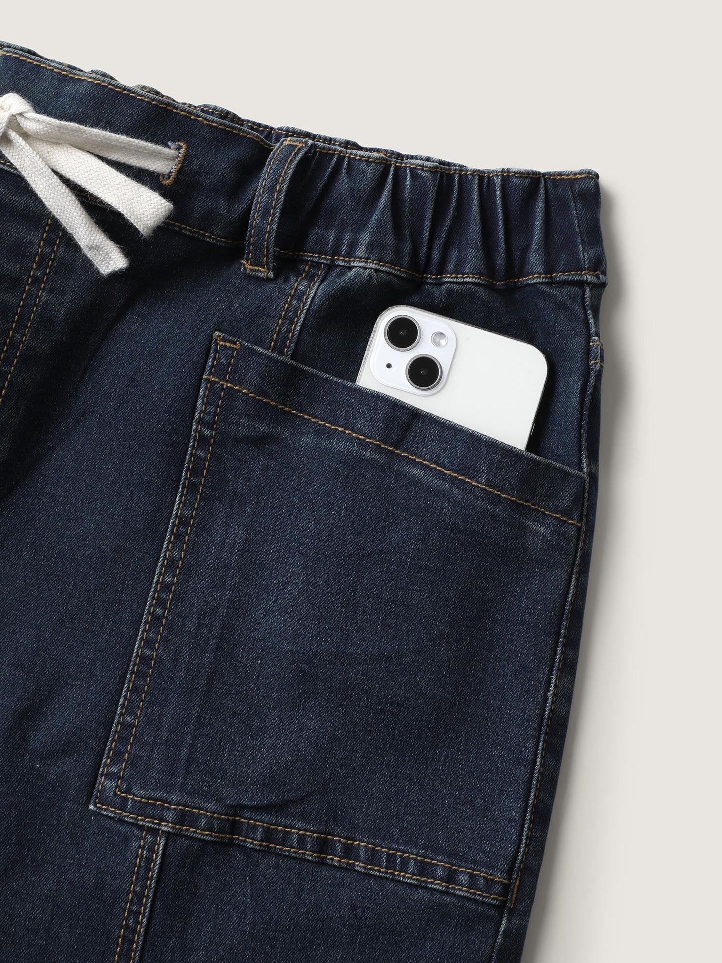 a3852906-4c17-4e38-bcb1-43d07320a5d0