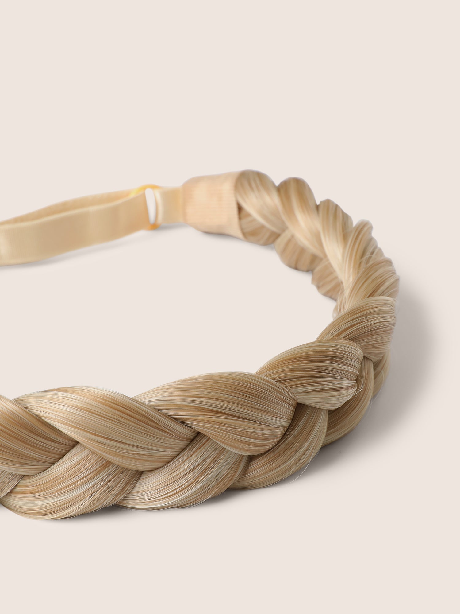 52715651-e688-4661-8d0a-7893cff12d8c