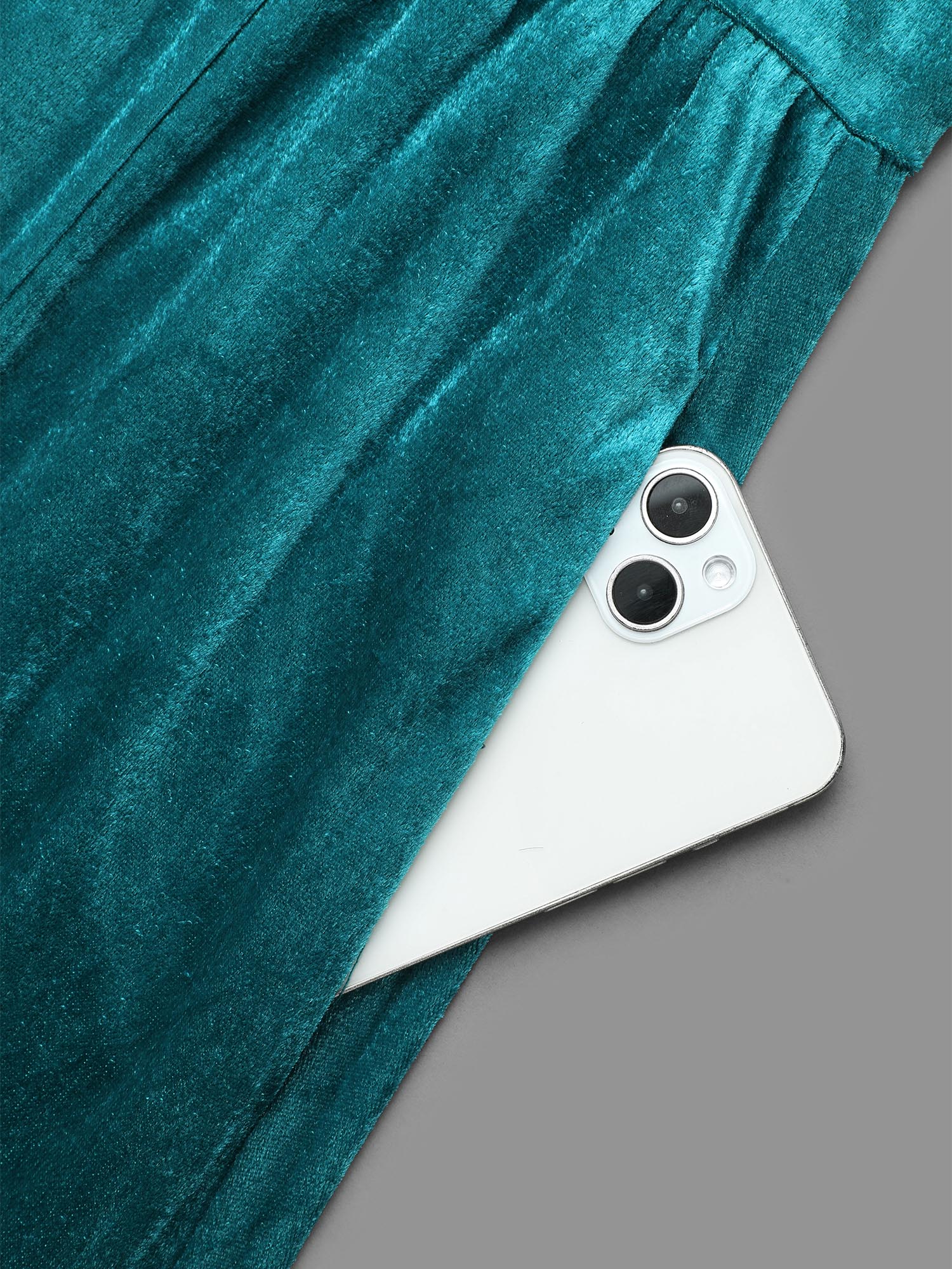 7d7ad55b-f762-48ee-a557-7fb35374b616