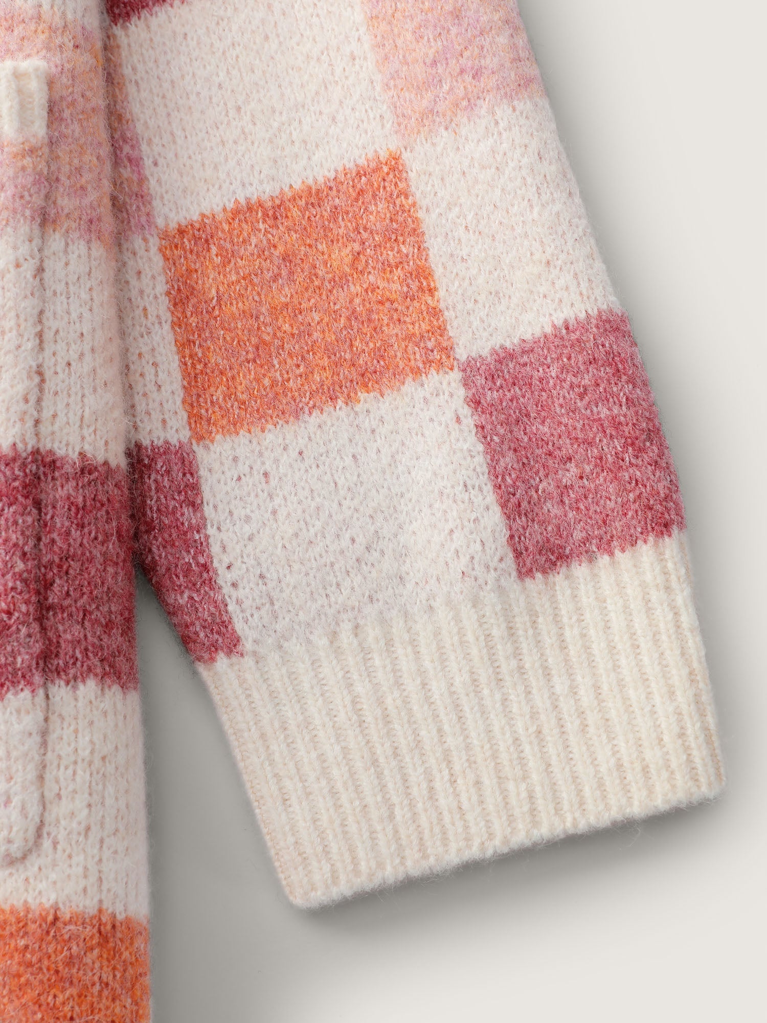 1b9913cc-0d04-4b6f-afa6-569d93566491