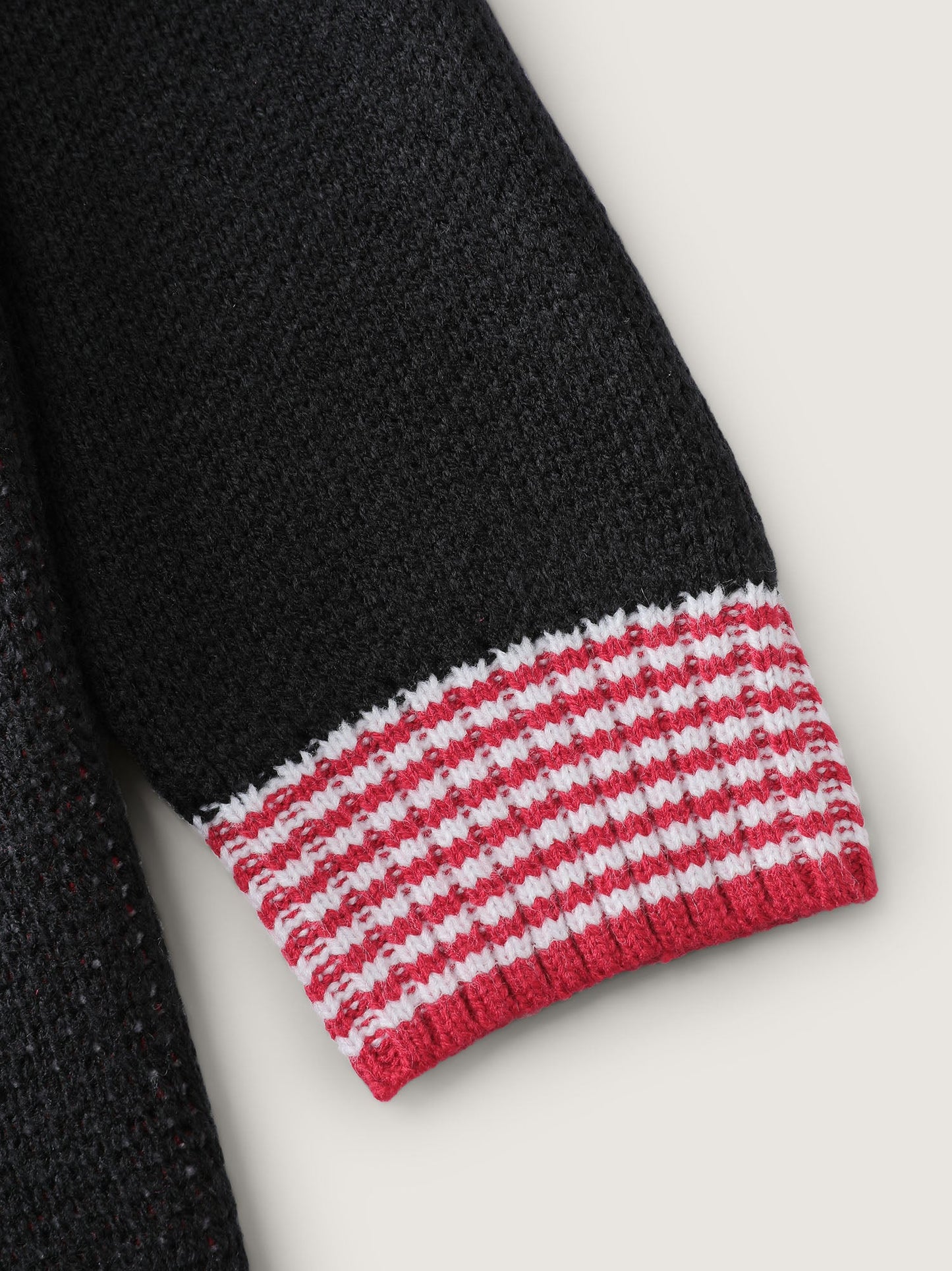 e924a28b-3239-44c1-8a07-a7a5ed7a1d63