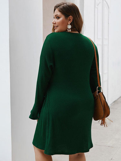 Sexy Buttton V-neck Knot Dress