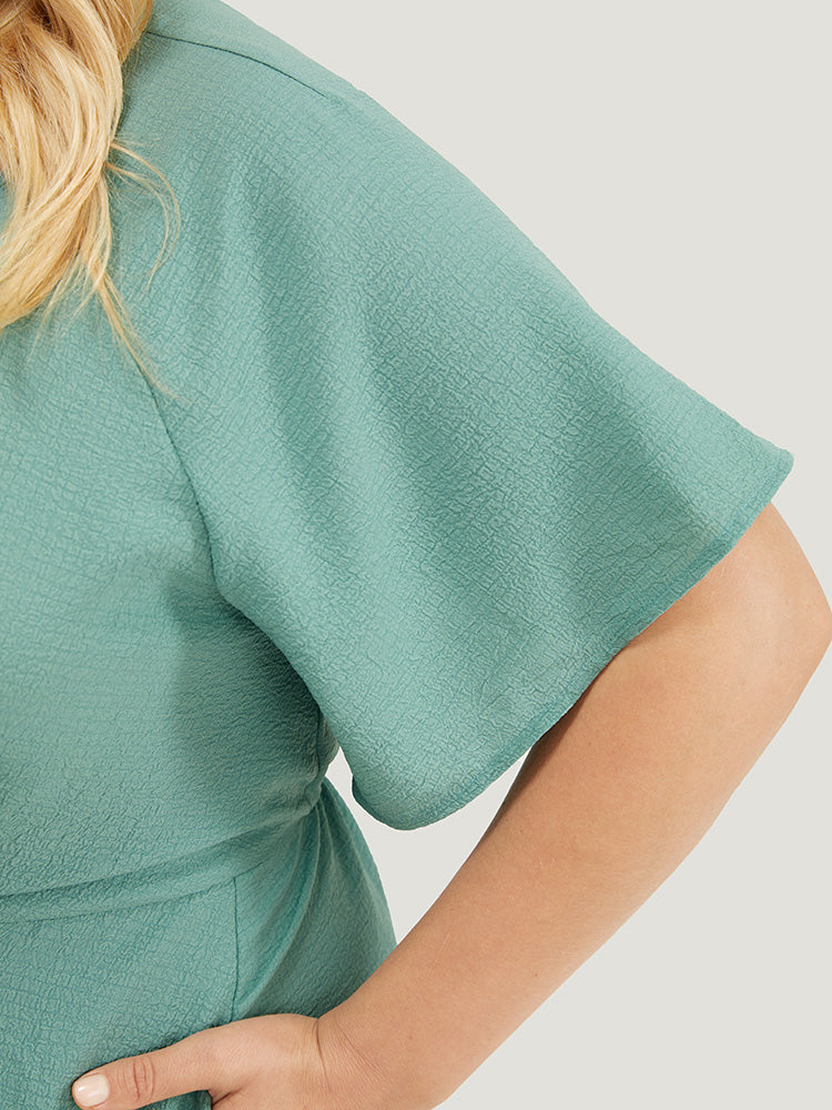 Solid Keyhole Round Neck Pocket Ruffle Knotted Front Dress