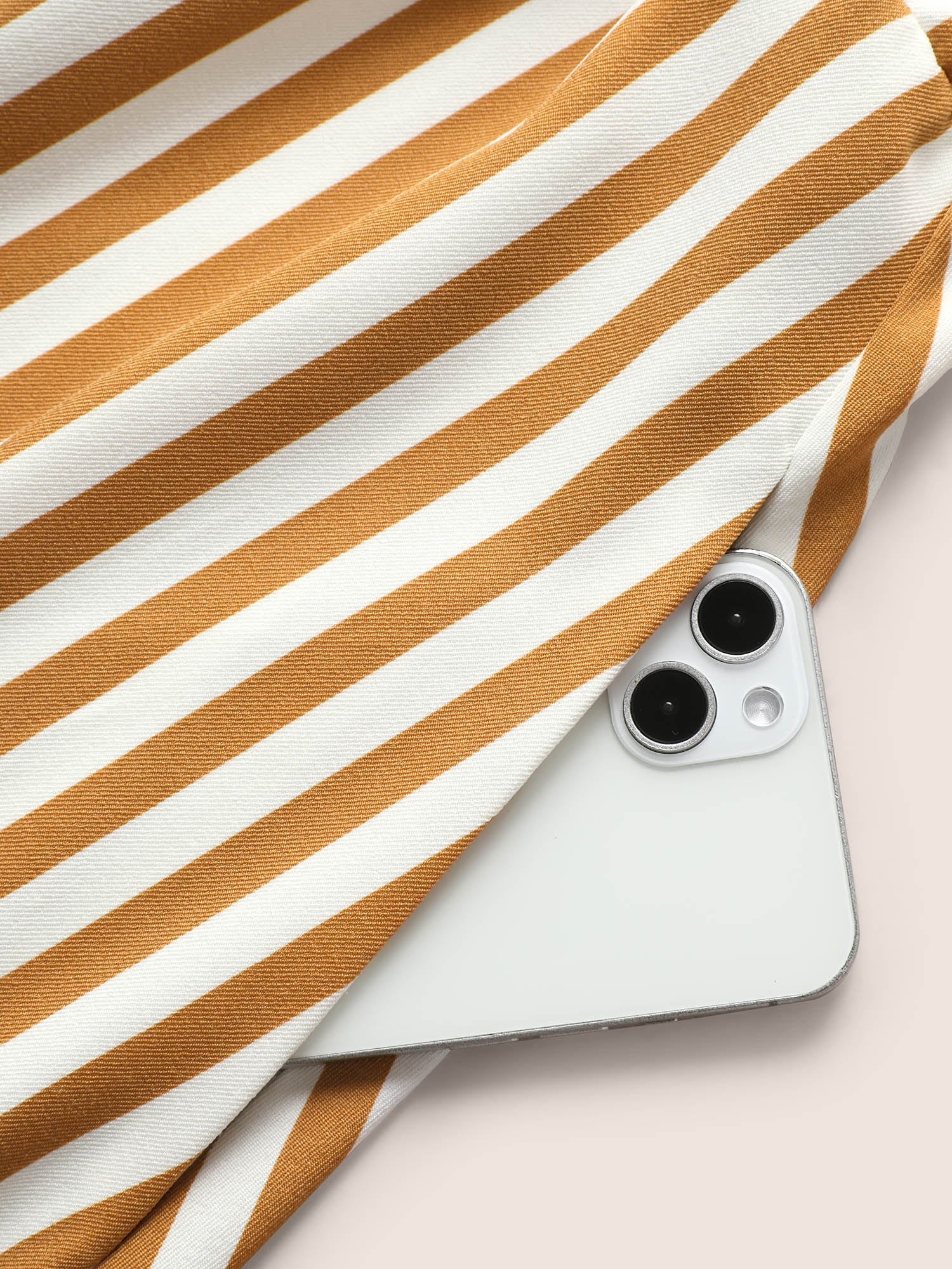 12b18879-31b5-442c-935f-a1d05b9a802e