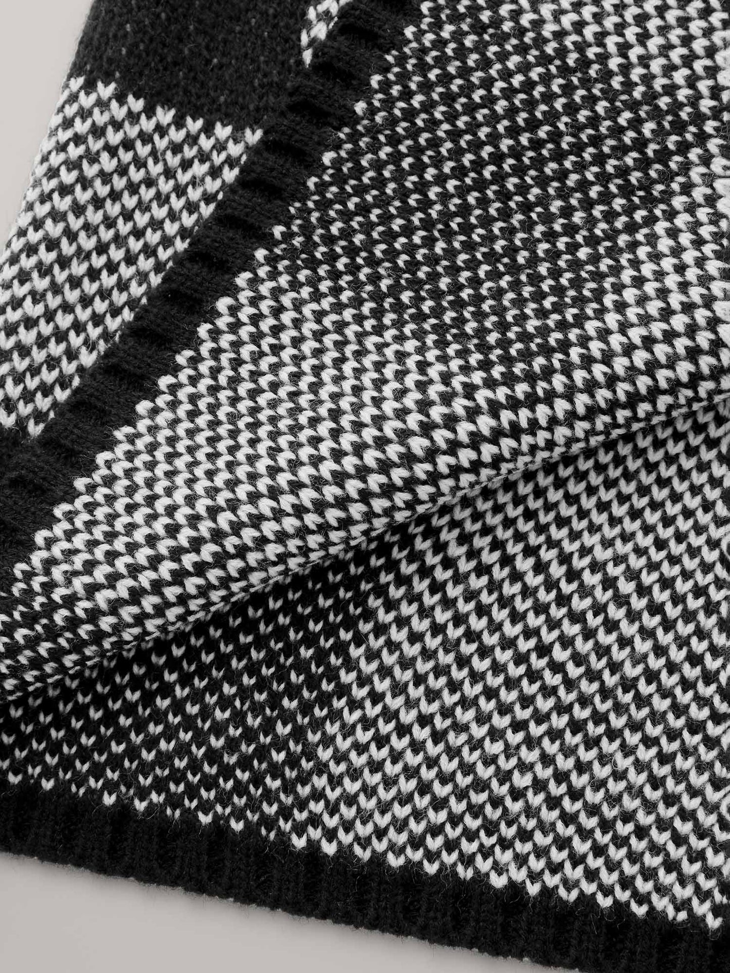 ff9e2a2e-6b84-46a0-afb3-4dd1cbb5bac2