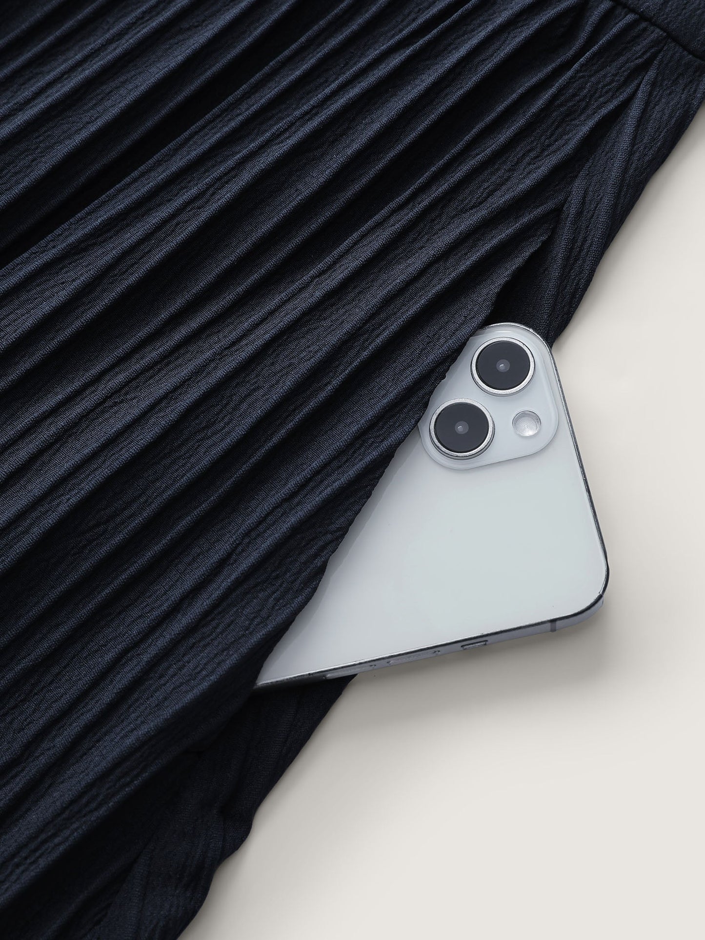 2ab32fef-7f83-4f47-9676-ef95227713d8