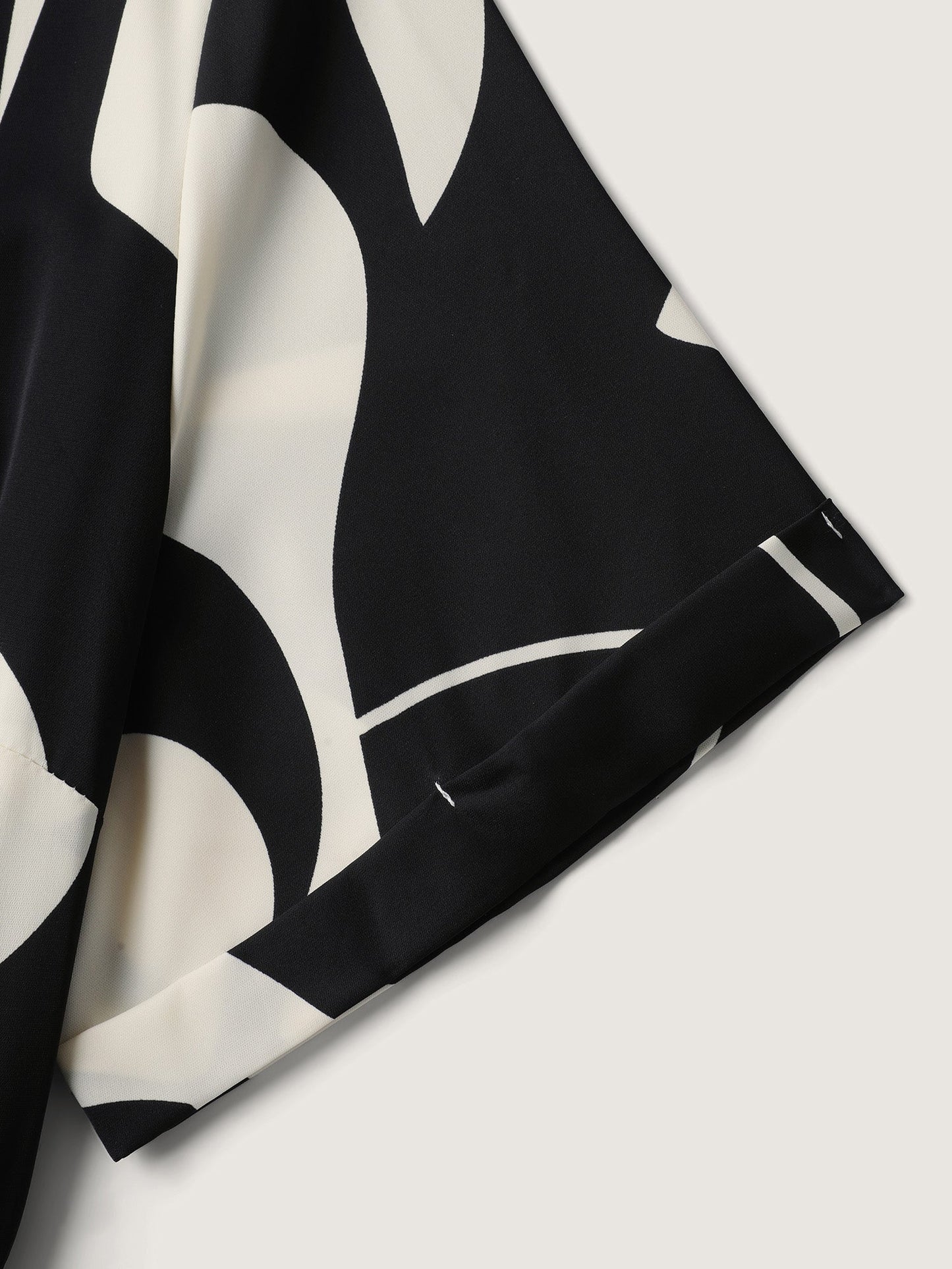 886f6b18-9feb-4430-ba23-e5eea45f58f2