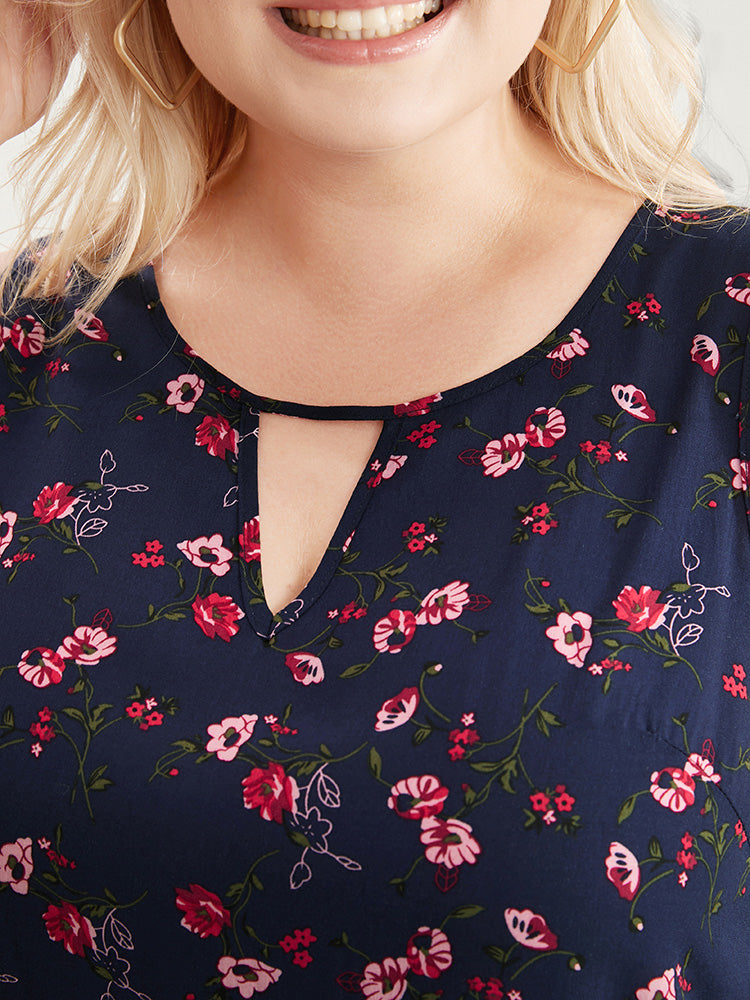 Ditsy Floral Keyhole Round Neck Tank Top