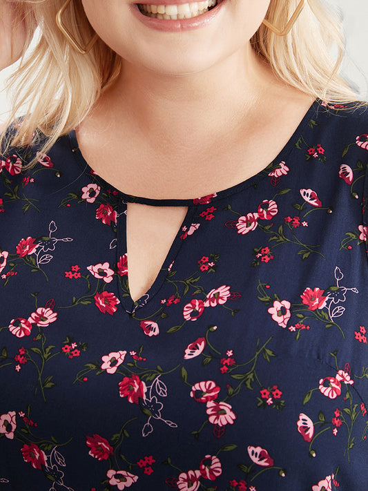 Ditsy Floral Keyhole Round Neck Tank Top