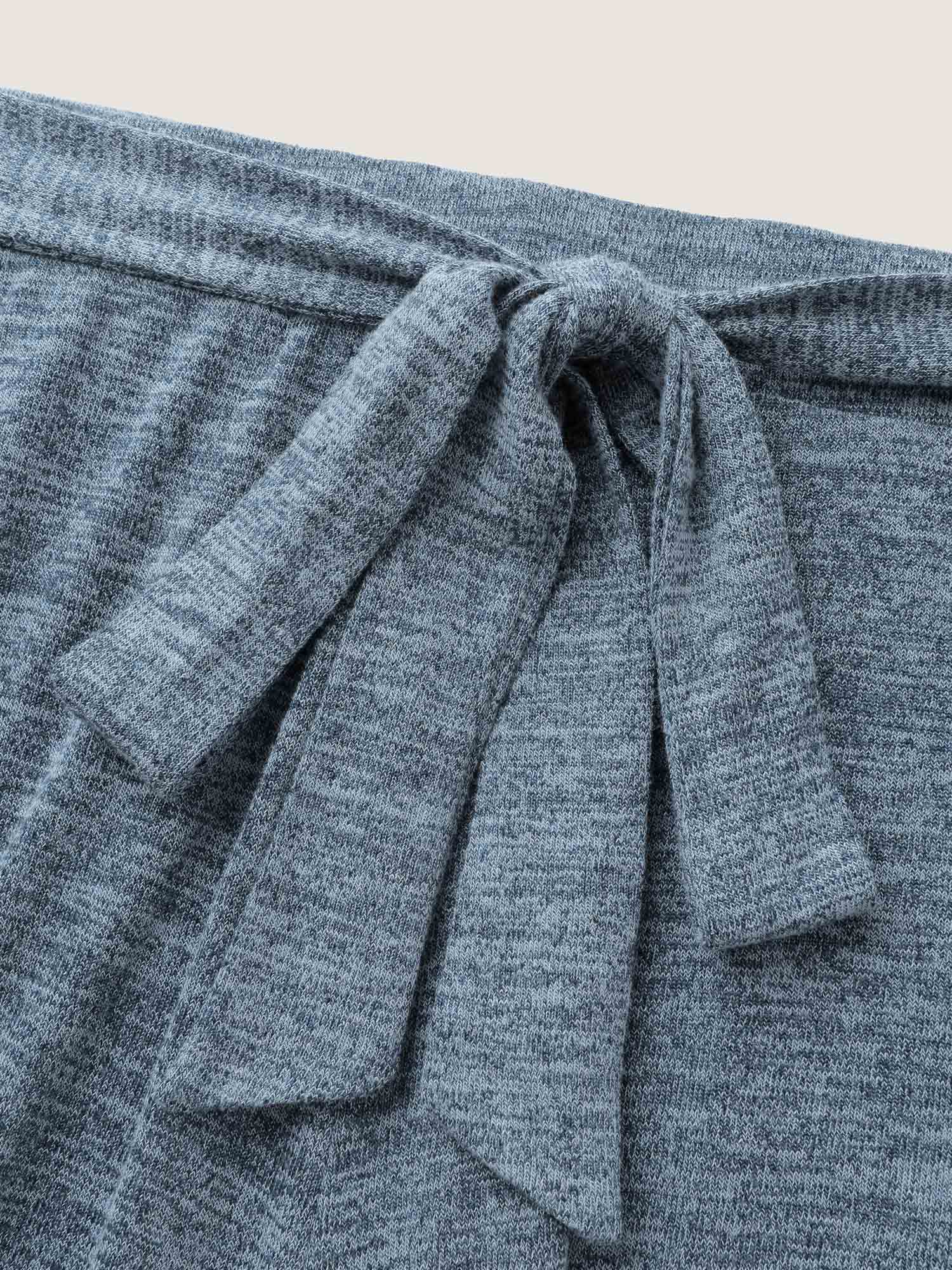 80424003-2137-4249-adea-87a5cb68385f