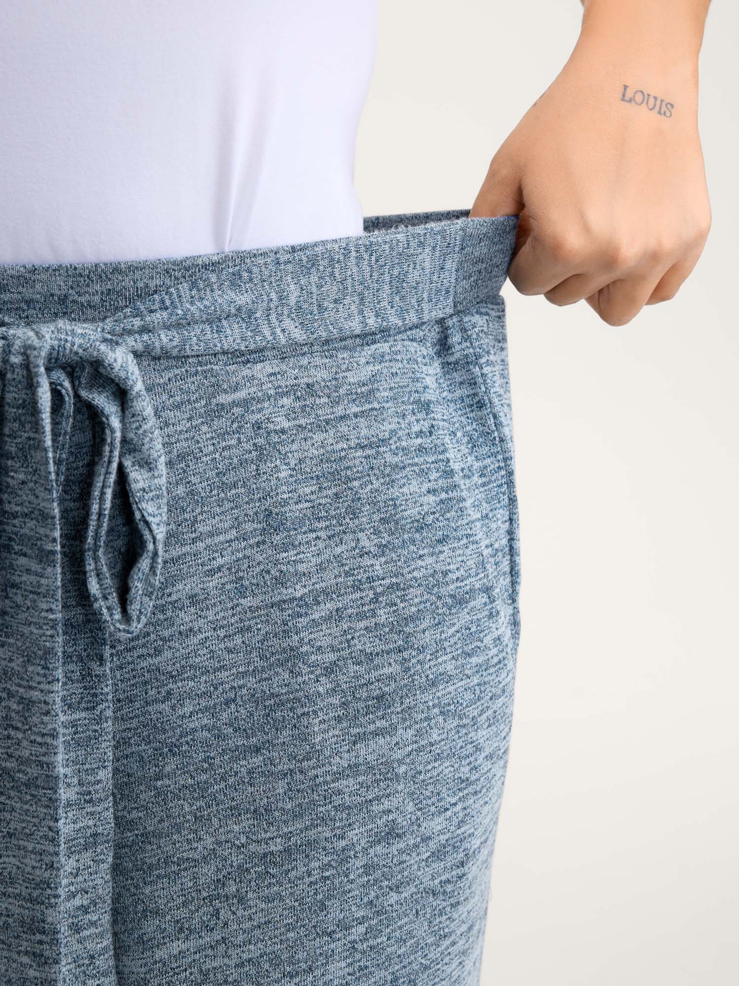 30e29e3b-9741-4a38-8c80-659bb791613e